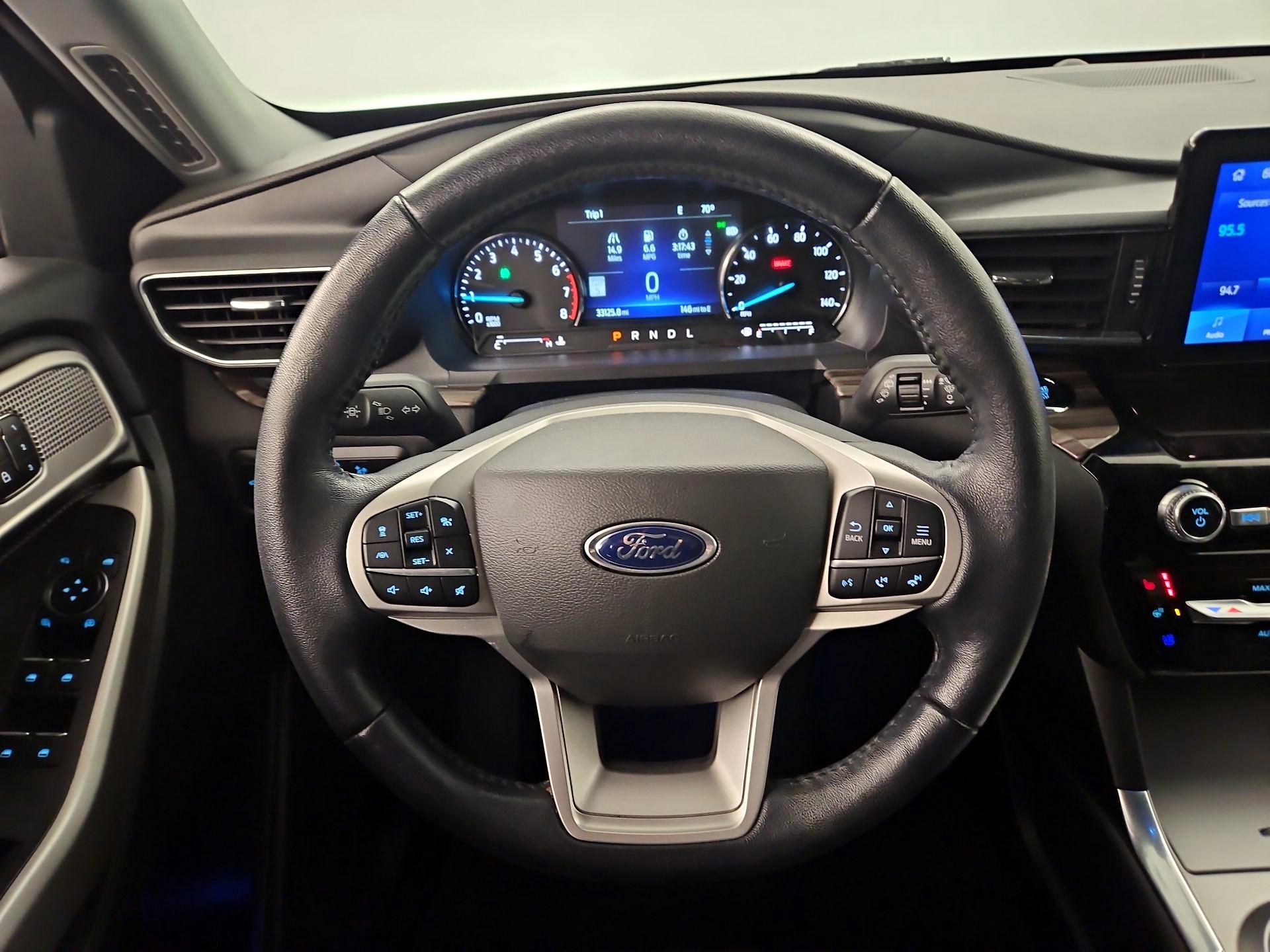 Thumbnail: 2022 Ford Explorer - 10