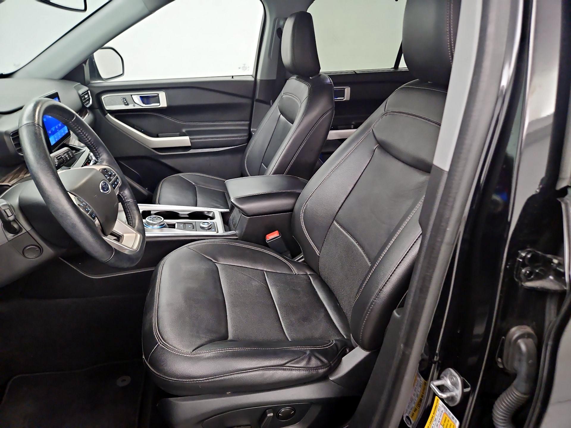 Thumbnail: 2022 Ford Explorer - 11