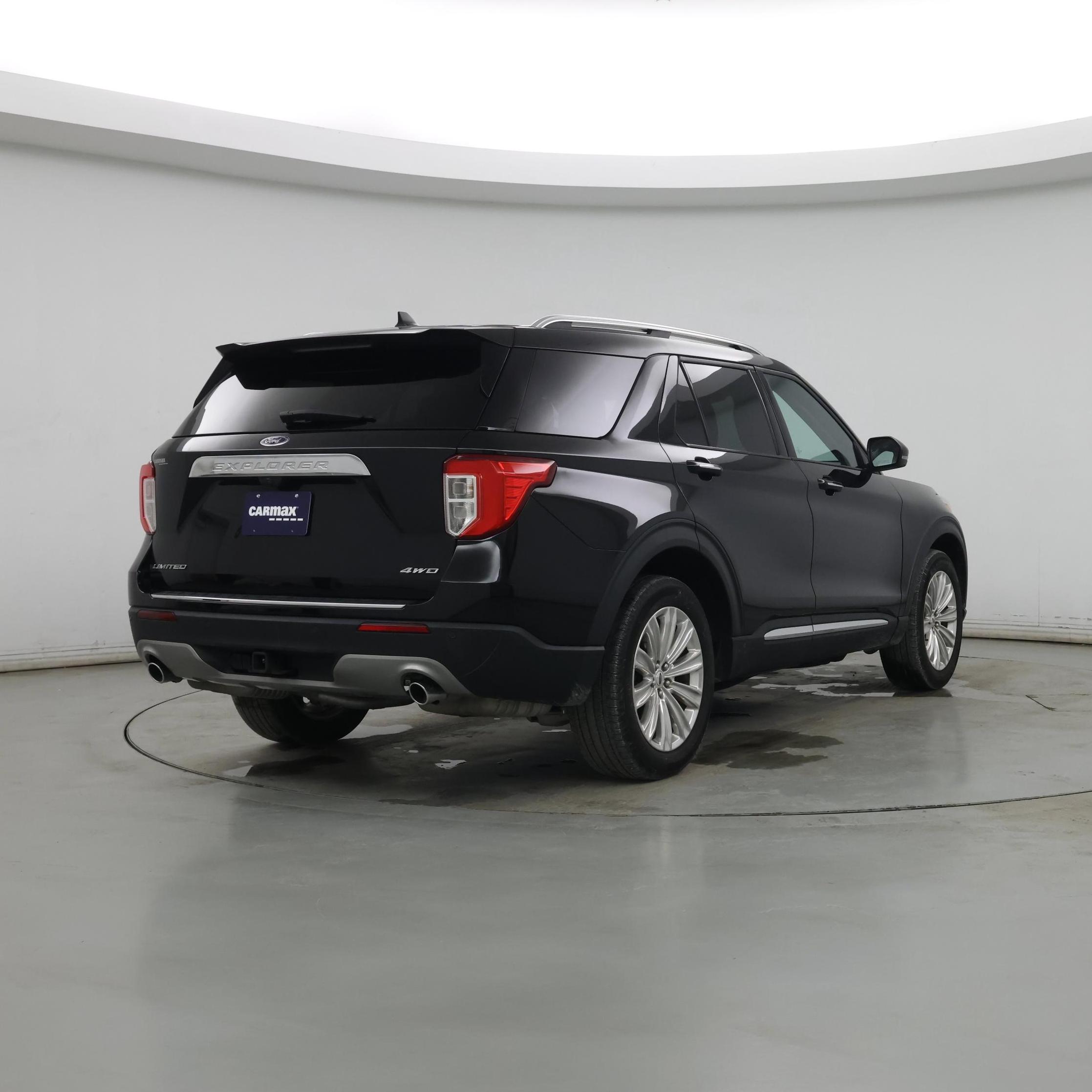 Thumbnail: 2022 Ford Explorer - 8