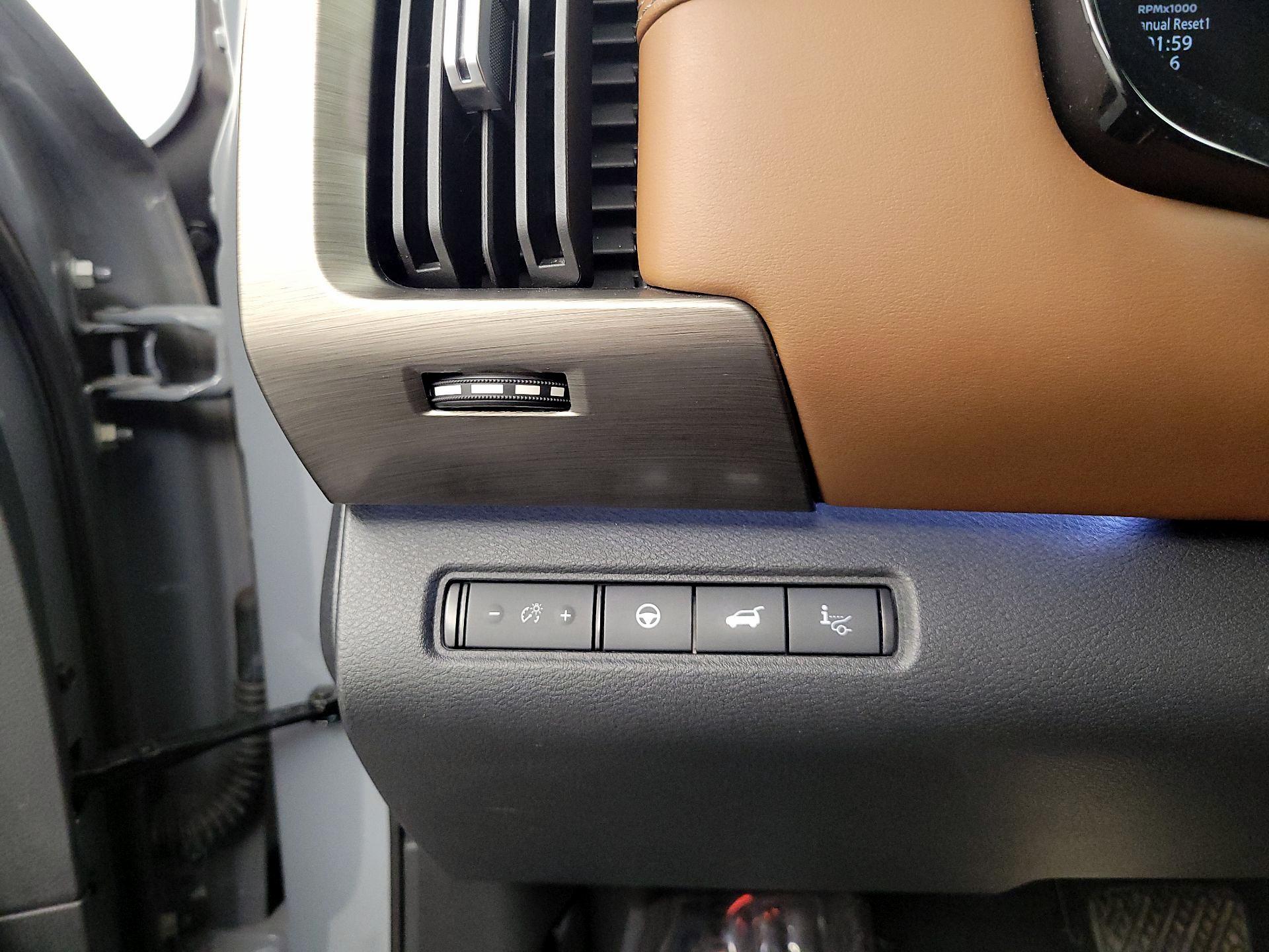 Thumbnail: 2023 Nissan Pathfinder - 13