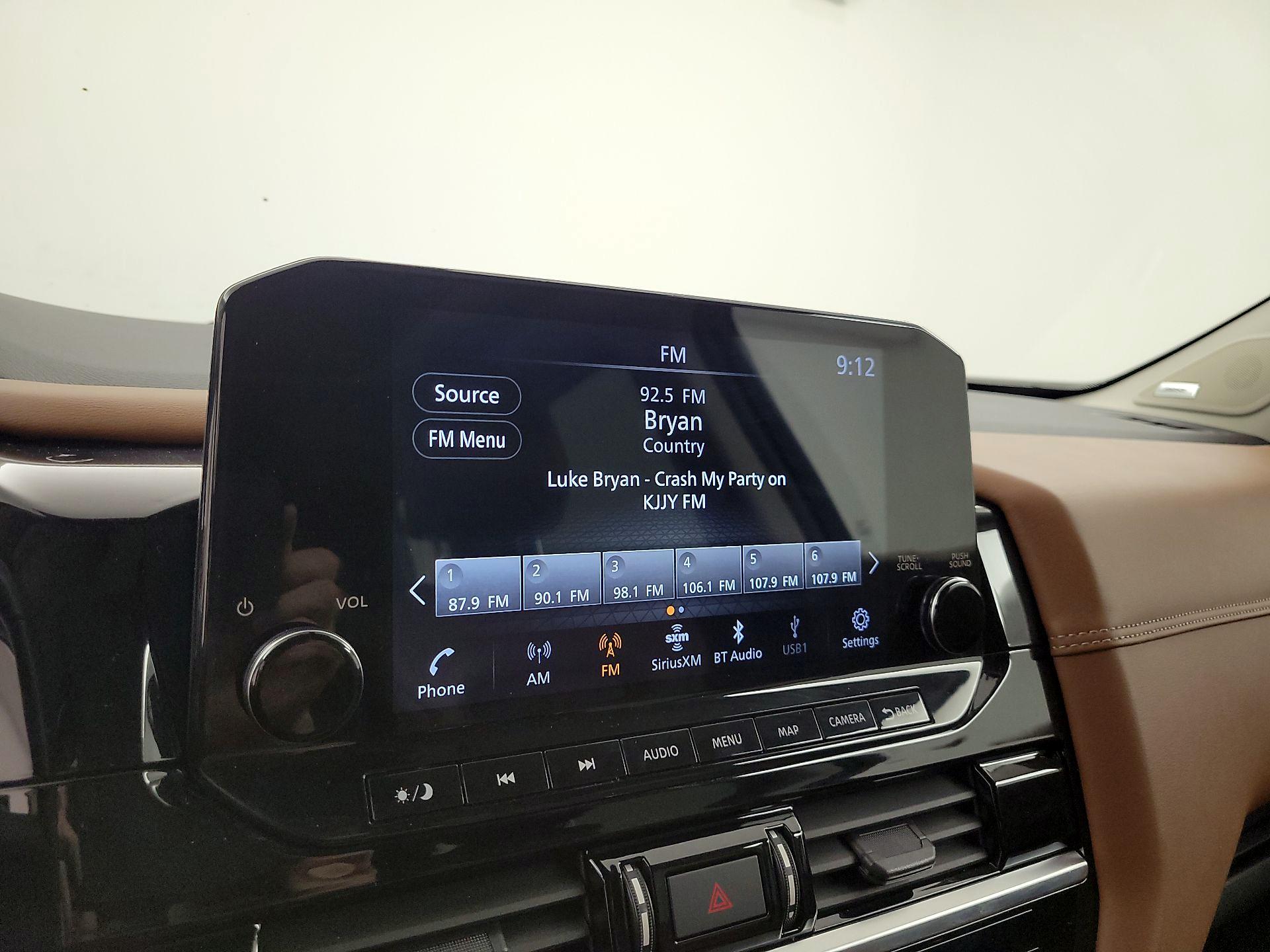 Thumbnail: 2023 Nissan Pathfinder - 16