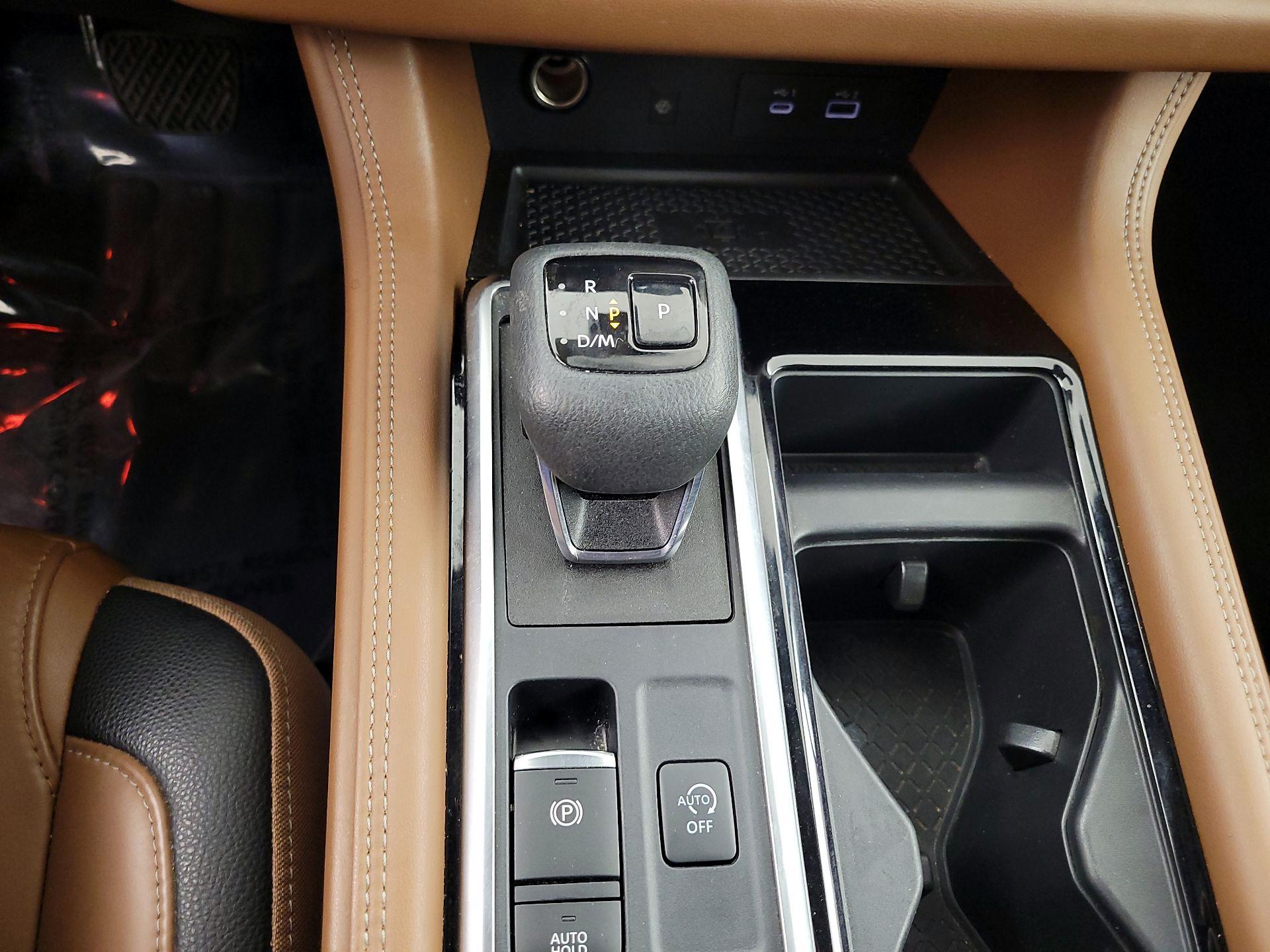 Thumbnail: 2023 Nissan Pathfinder - 18