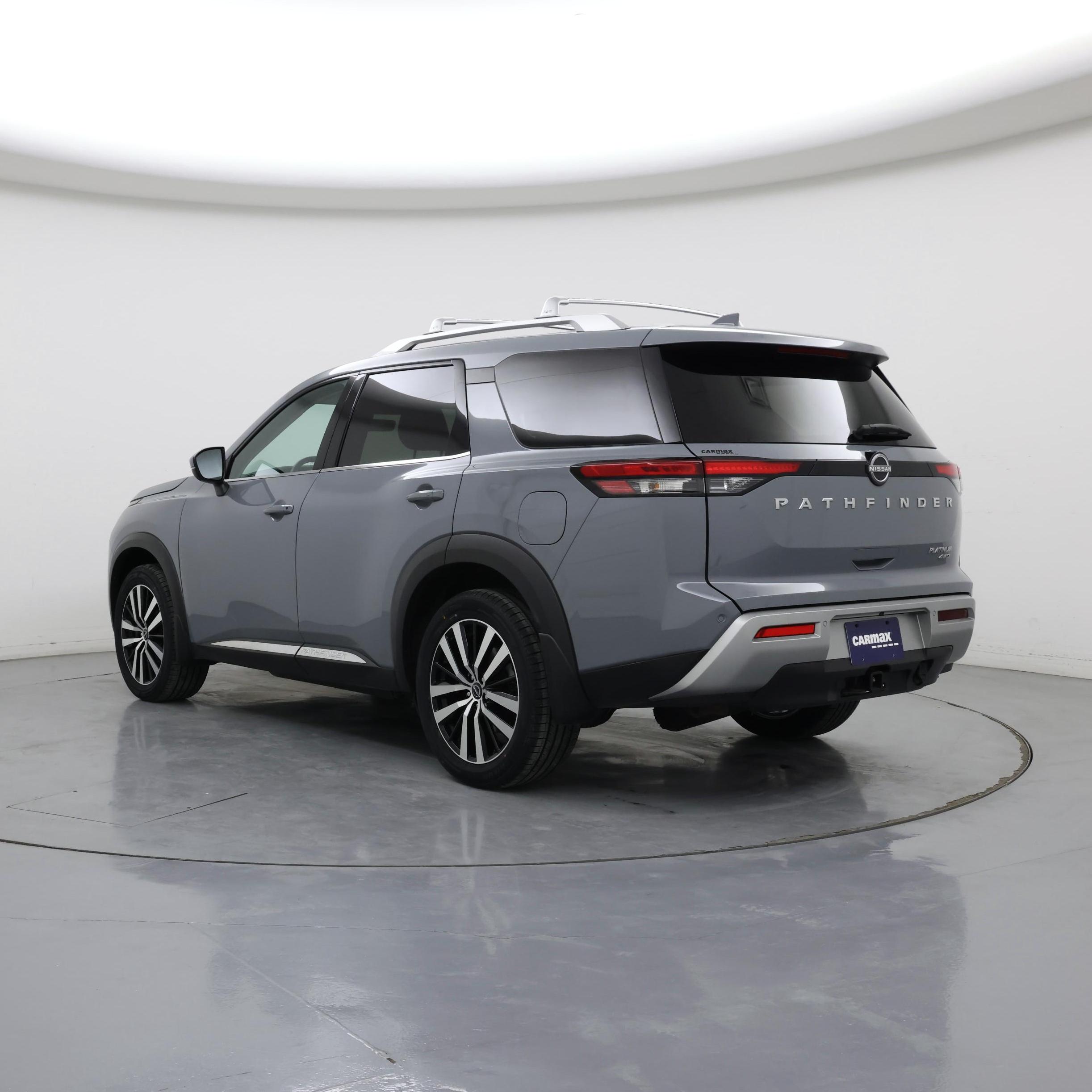 Thumbnail: 2023 Nissan Pathfinder - 2