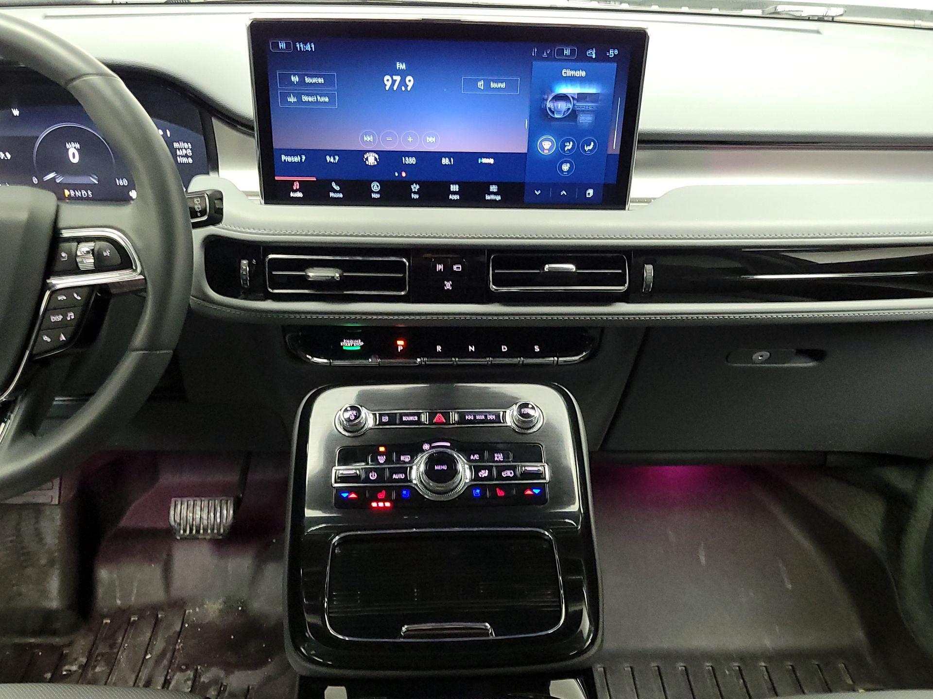 Thumbnail: 2022 Lincoln Nautilus - 18