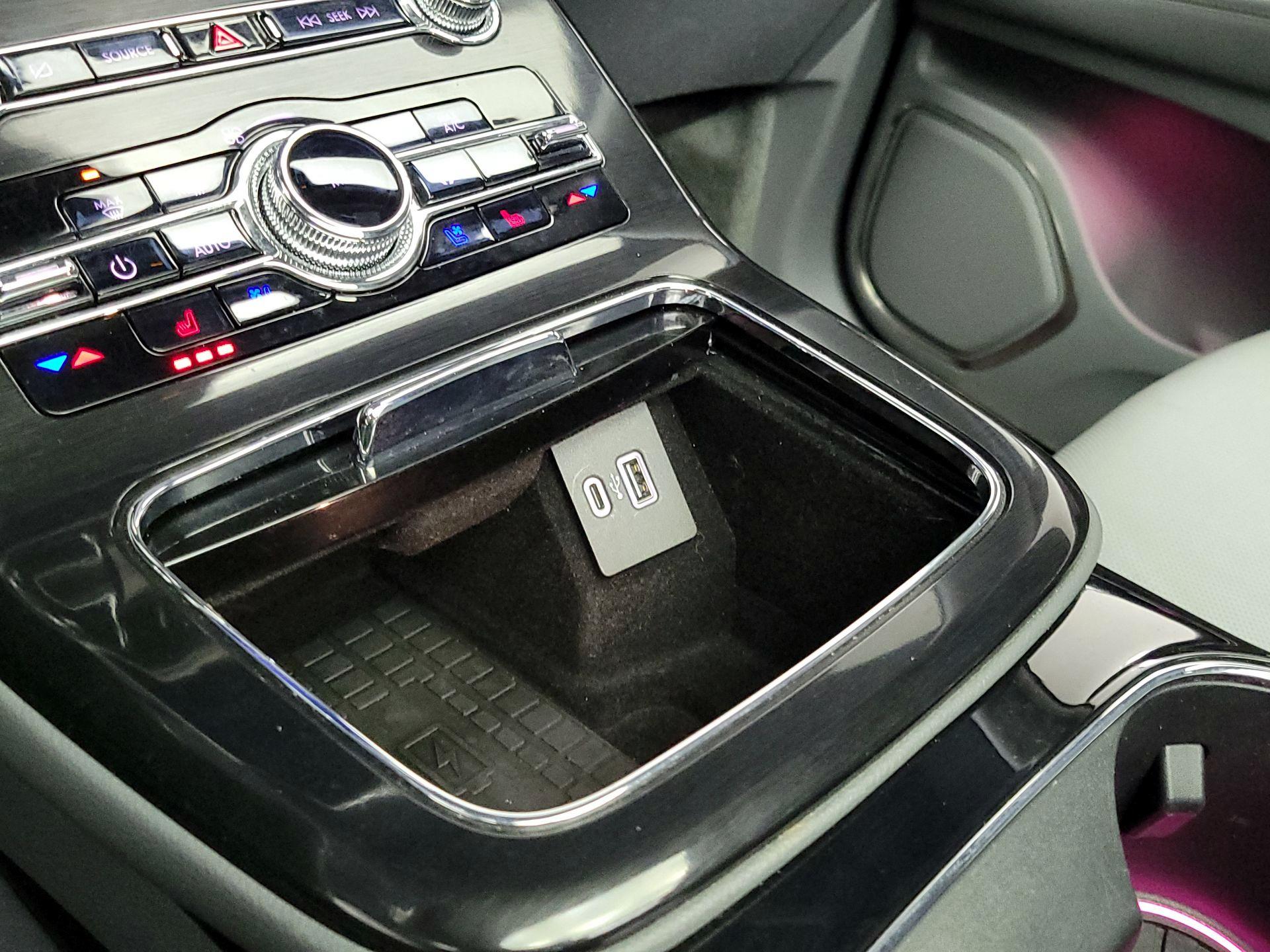 Thumbnail: 2022 Lincoln Nautilus - 19