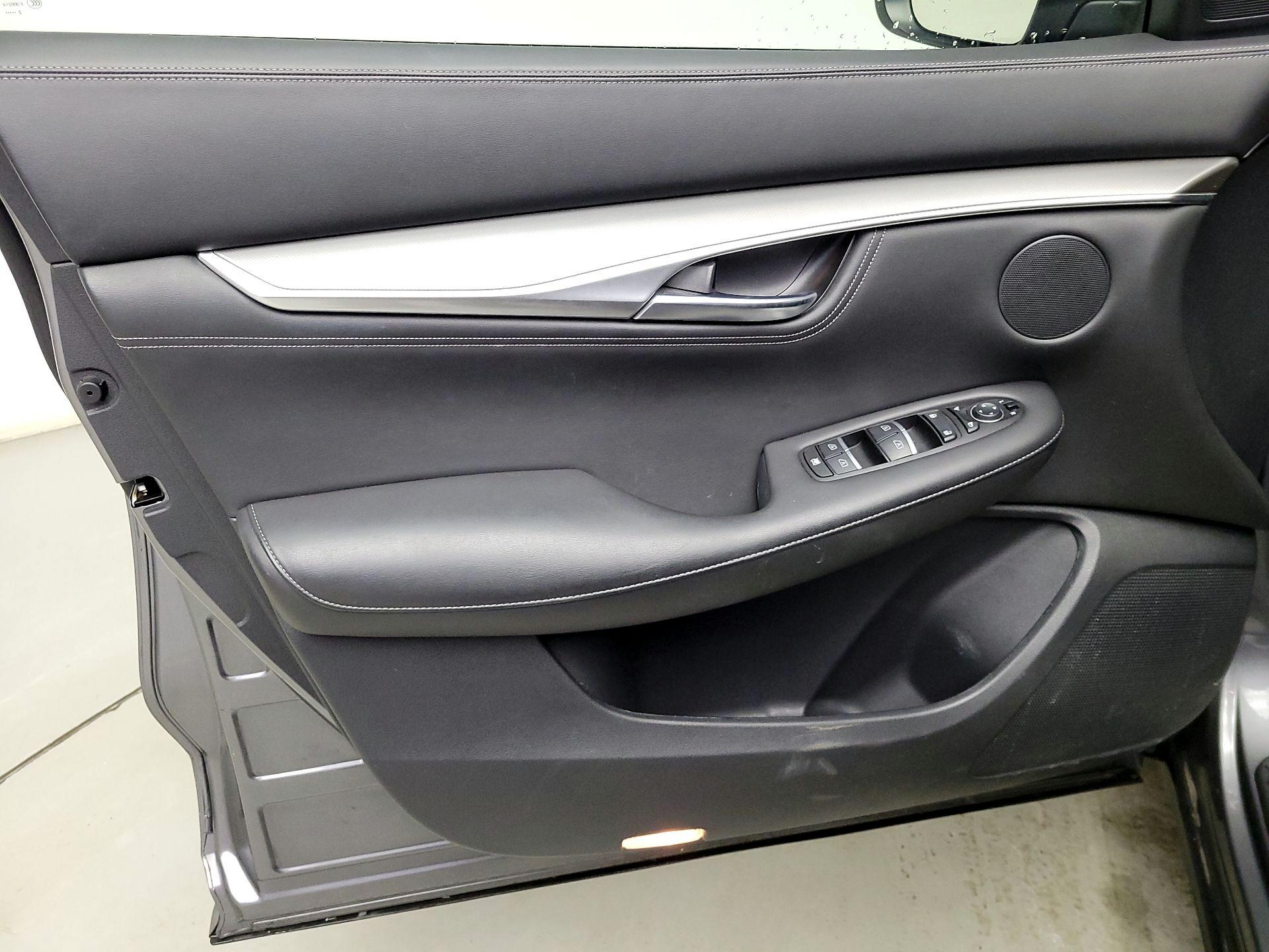 Thumbnail: 2023 INFINITI QX55 - 12