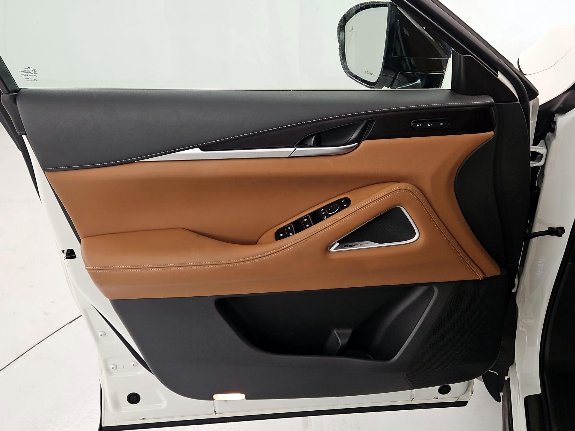 Thumbnail: 2023 INFINITI QX60 - 12