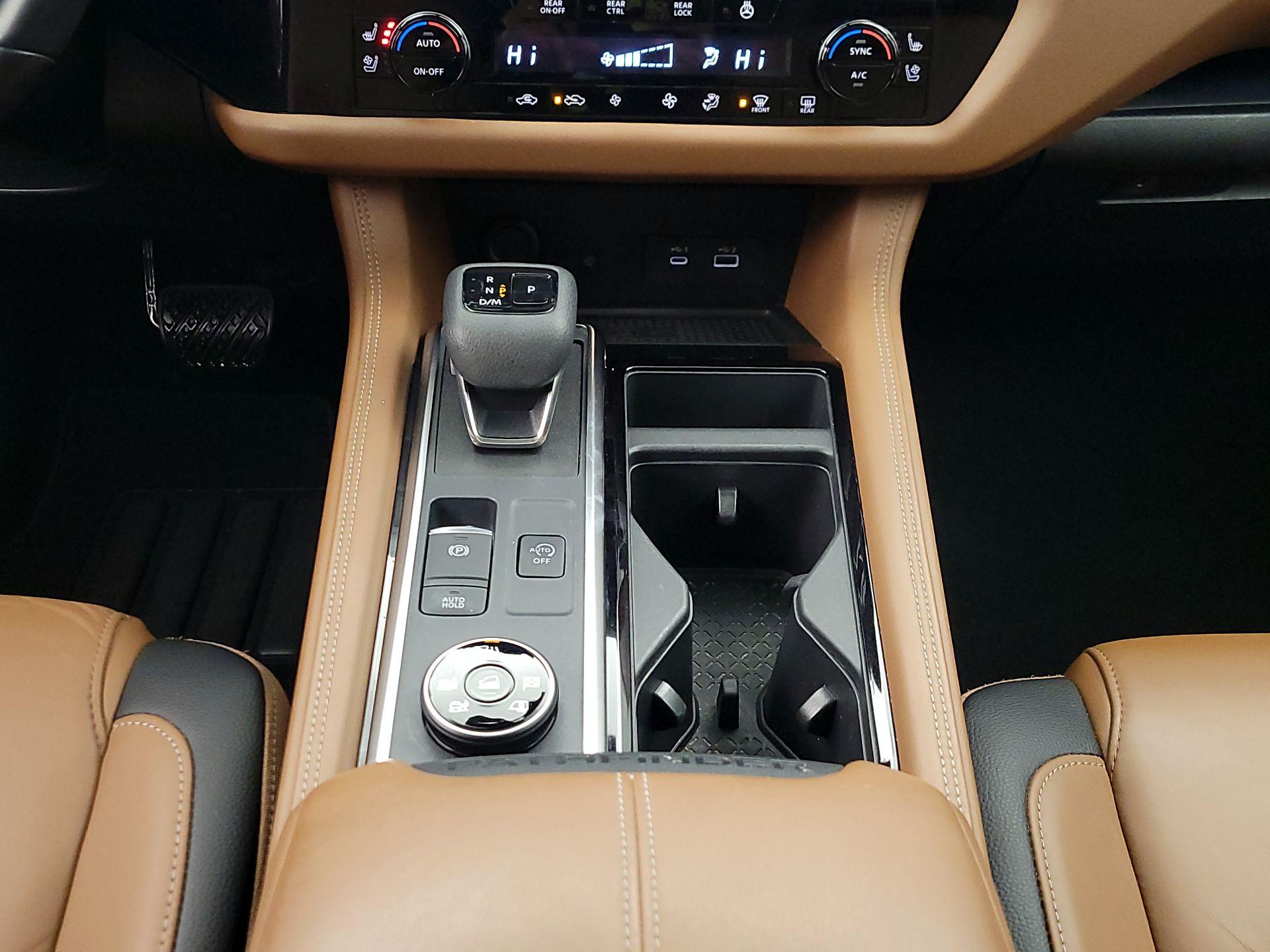 Thumbnail: 2023 Nissan Pathfinder - 17