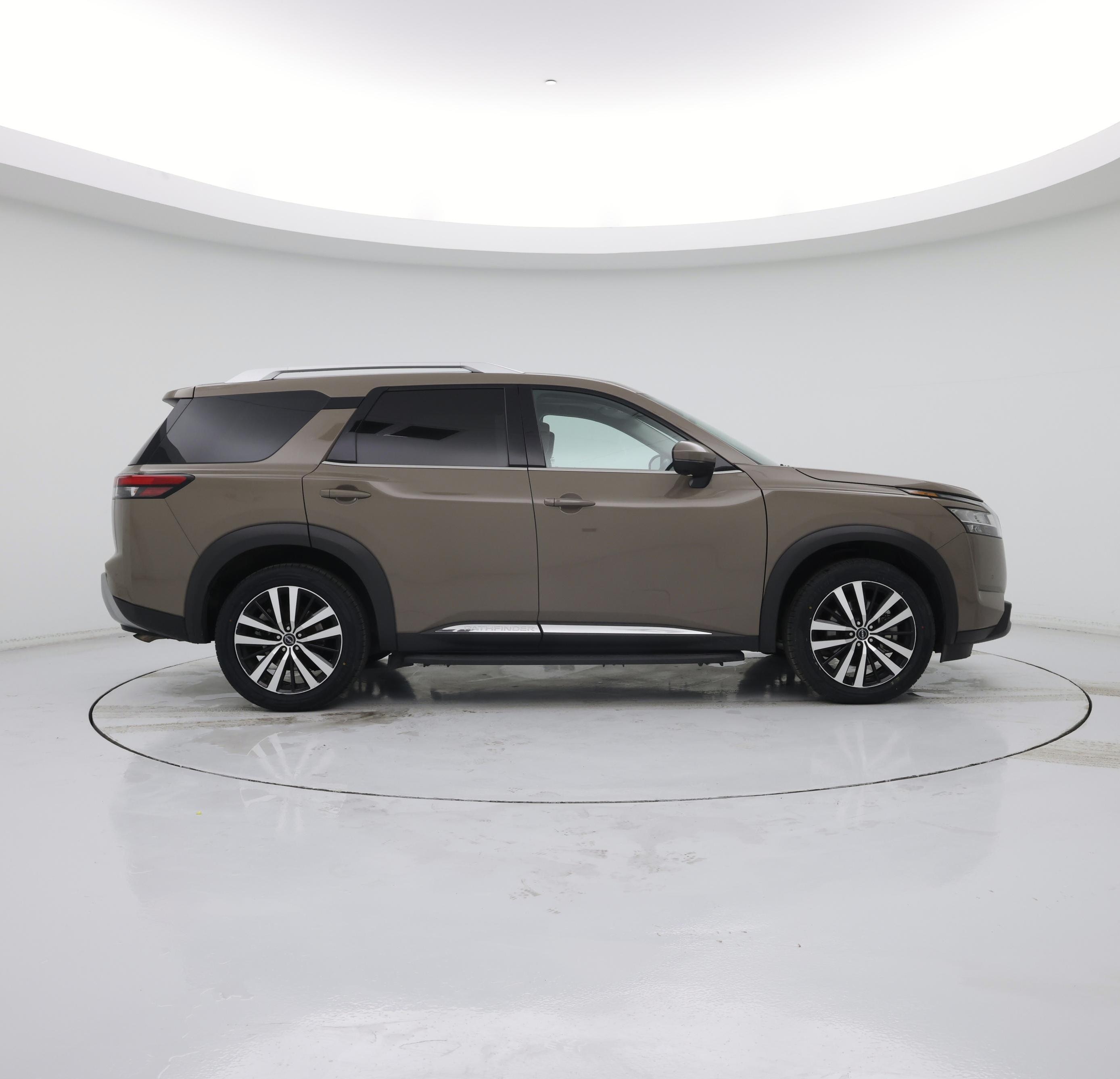 Thumbnail: 2023 Nissan Pathfinder - 7