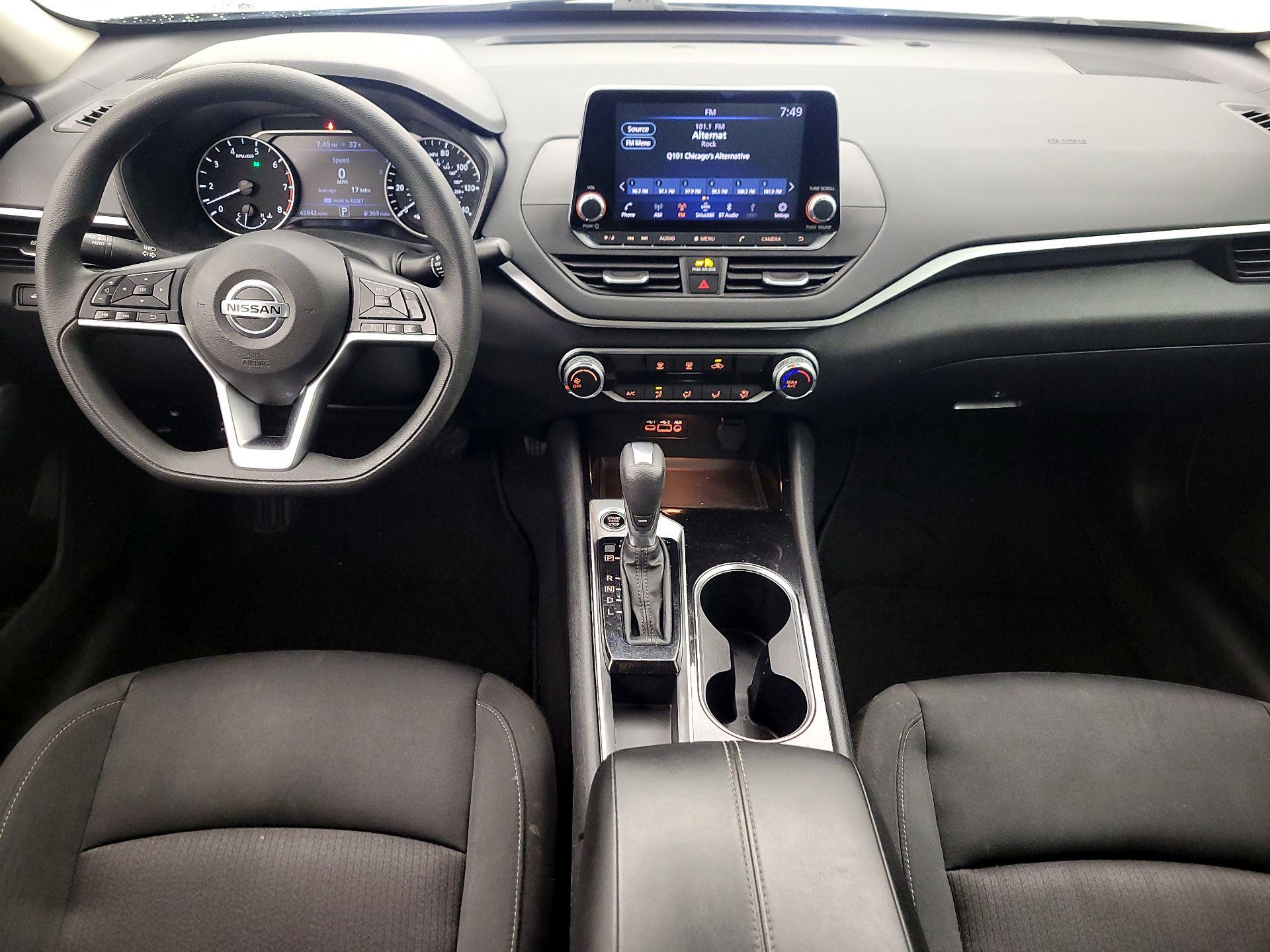 Thumbnail: 2021 Nissan Altima - 9