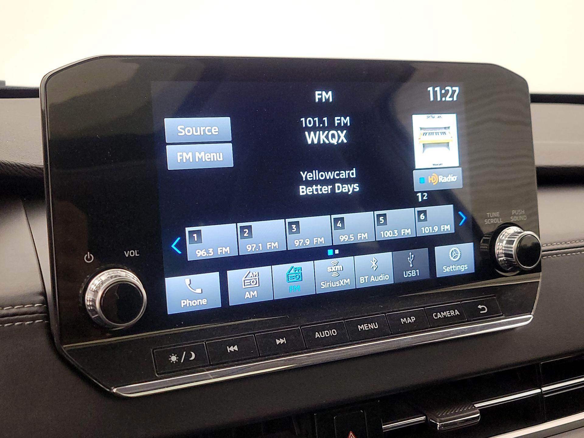 Thumbnail: 2024 Mitsubishi Outlander - 15