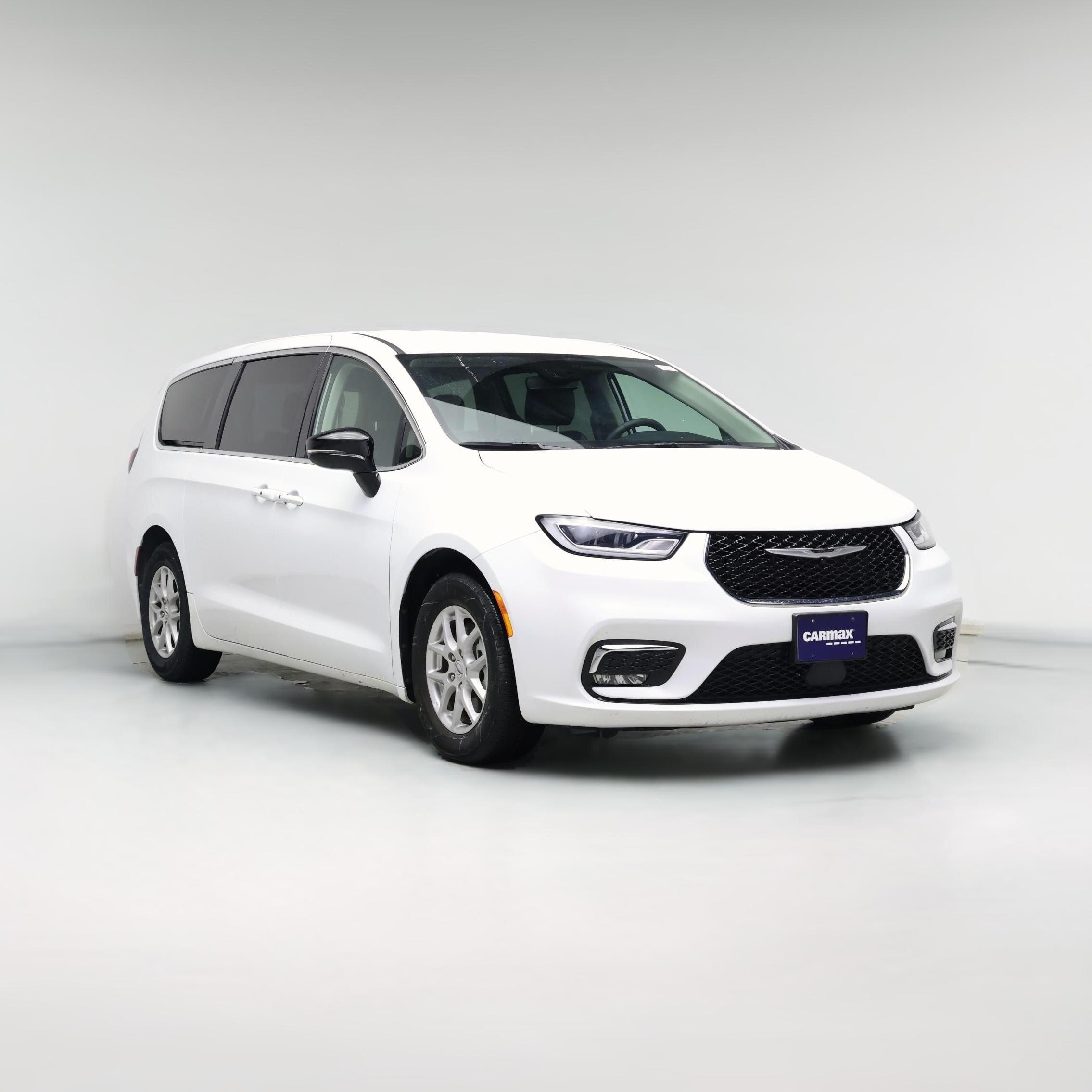 Thumbnail: 2024 Chrysler Pacifica - 1