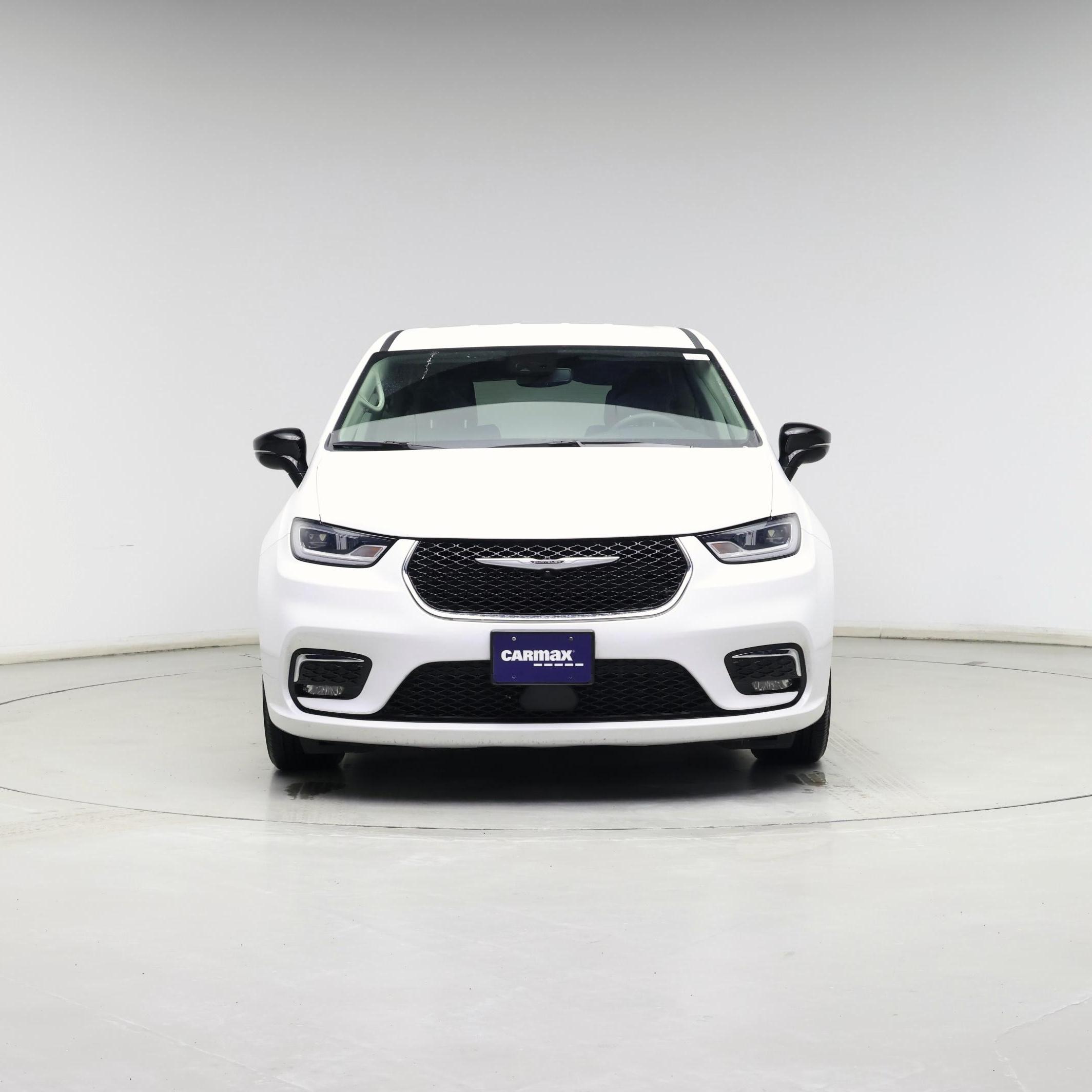 Thumbnail: 2024 Chrysler Pacifica - 5