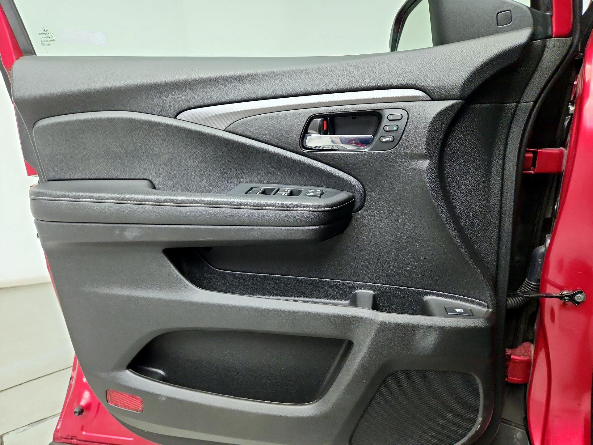 Thumbnail: 2023 Honda Ridgeline - 12