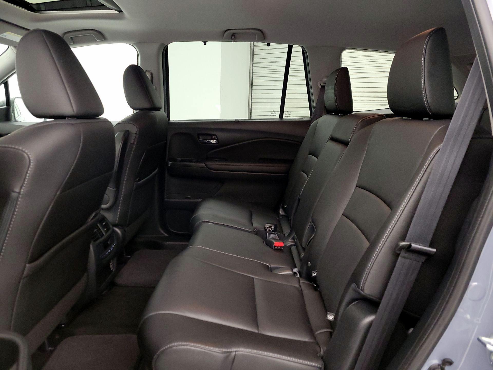 Thumbnail: 2022 Honda Pilot - 20