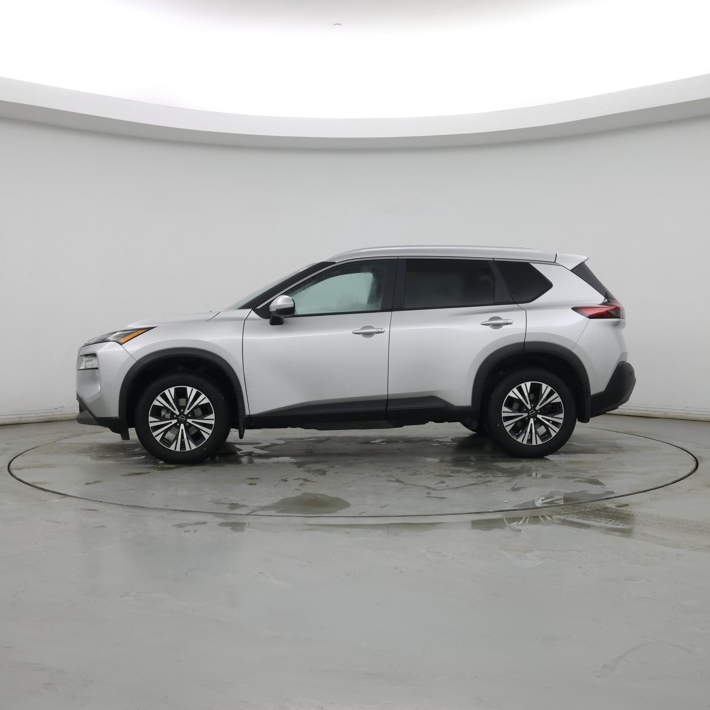 Thumbnail: 2023 Nissan Rogue - 3