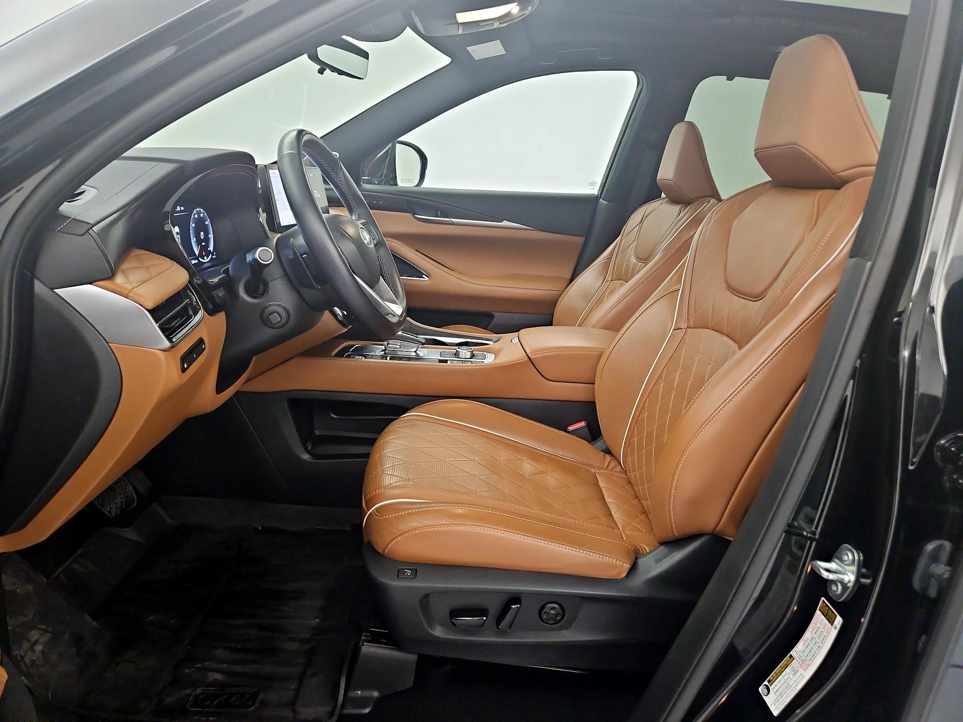 Thumbnail: 2023 INFINITI QX60 - 11