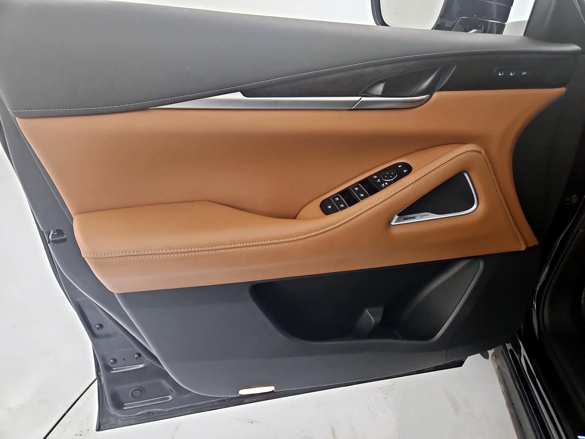 Thumbnail: 2023 INFINITI QX60 - 12
