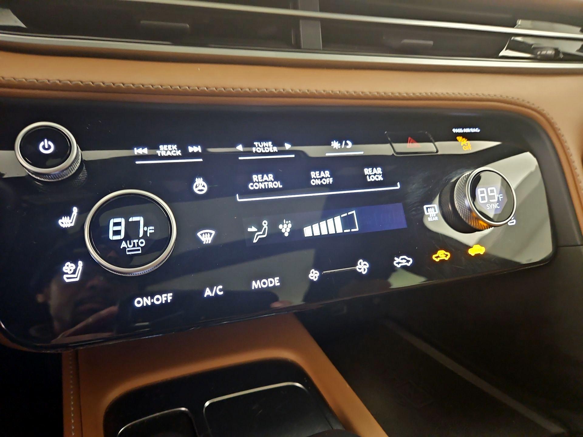 Thumbnail: 2023 INFINITI QX60 - 17