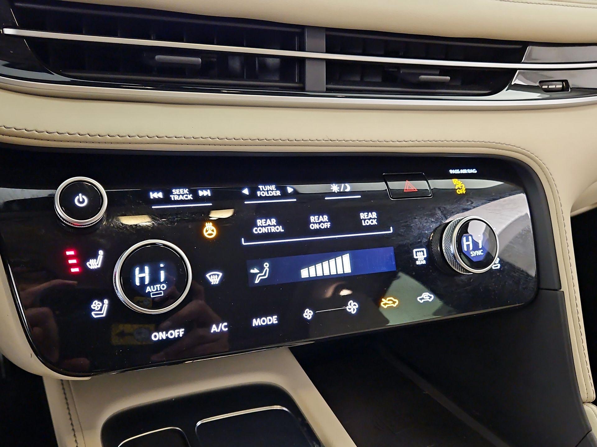 Thumbnail: 2023 INFINITI QX60 - 17