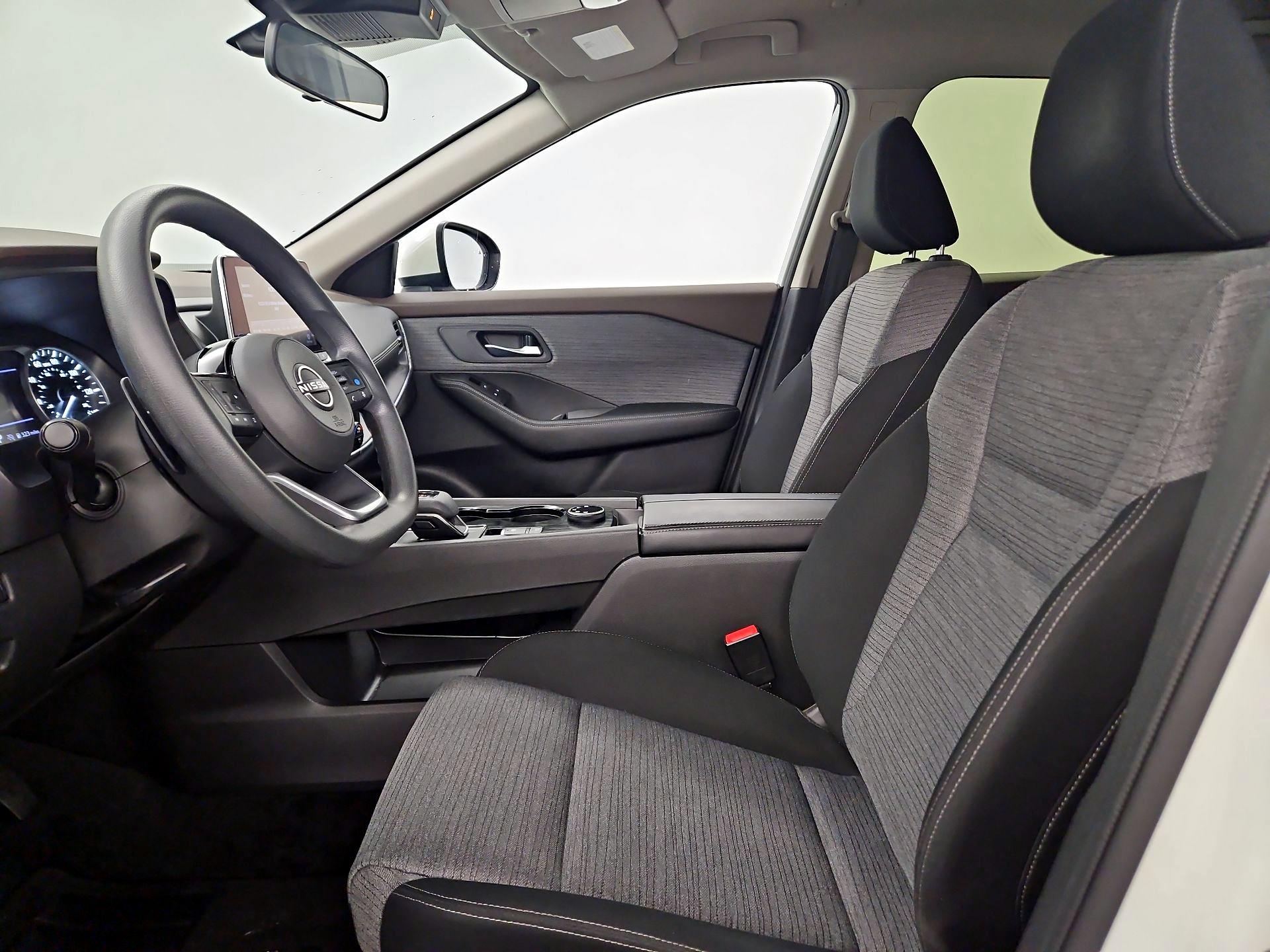 Thumbnail: 2023 Nissan Rogue - 11