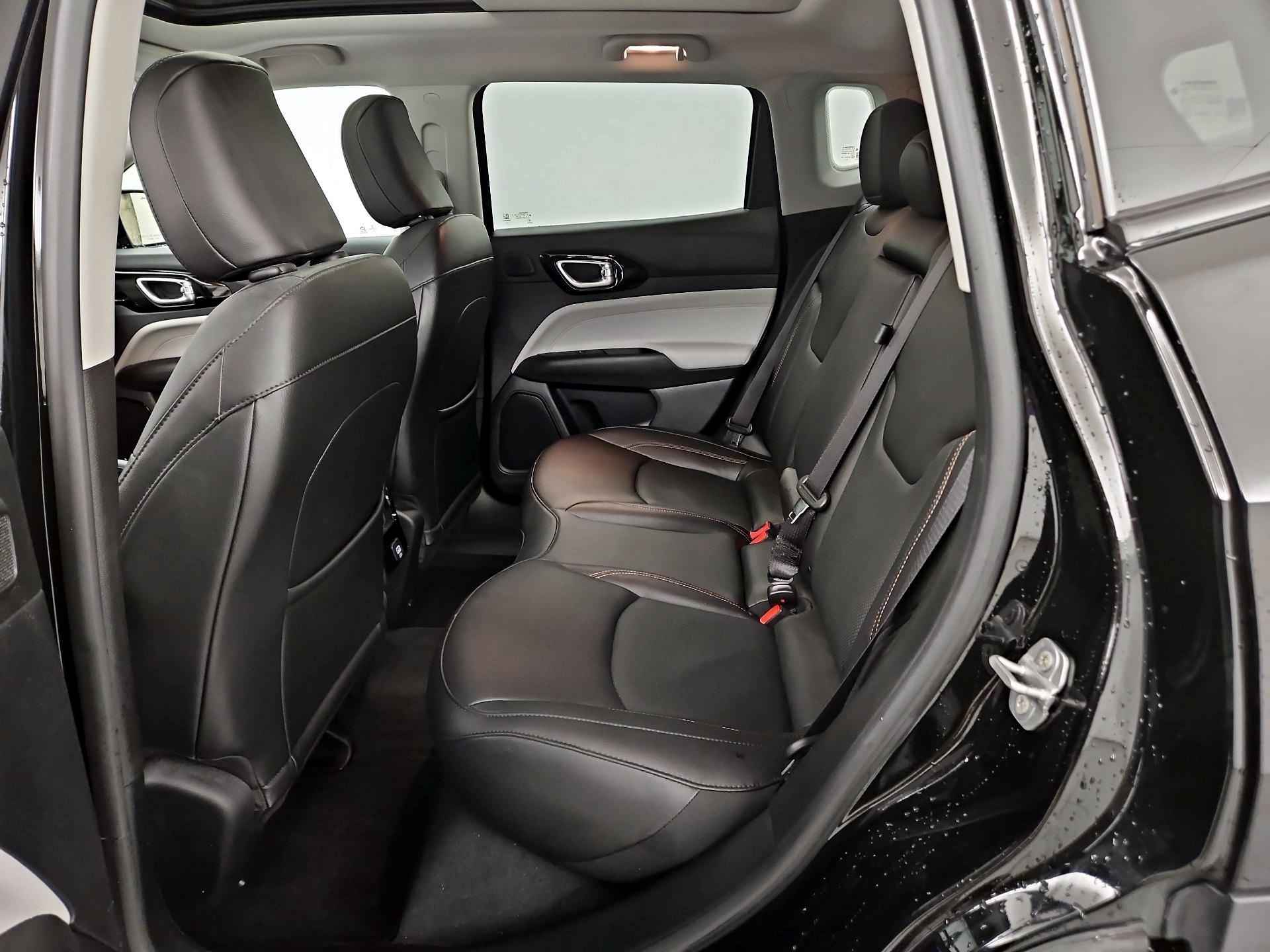 Thumbnail: 2022 Jeep Compass - 20