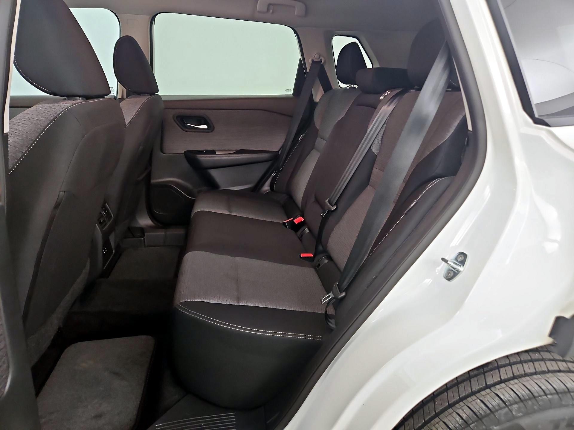 Thumbnail: 2023 Nissan Rogue - 19