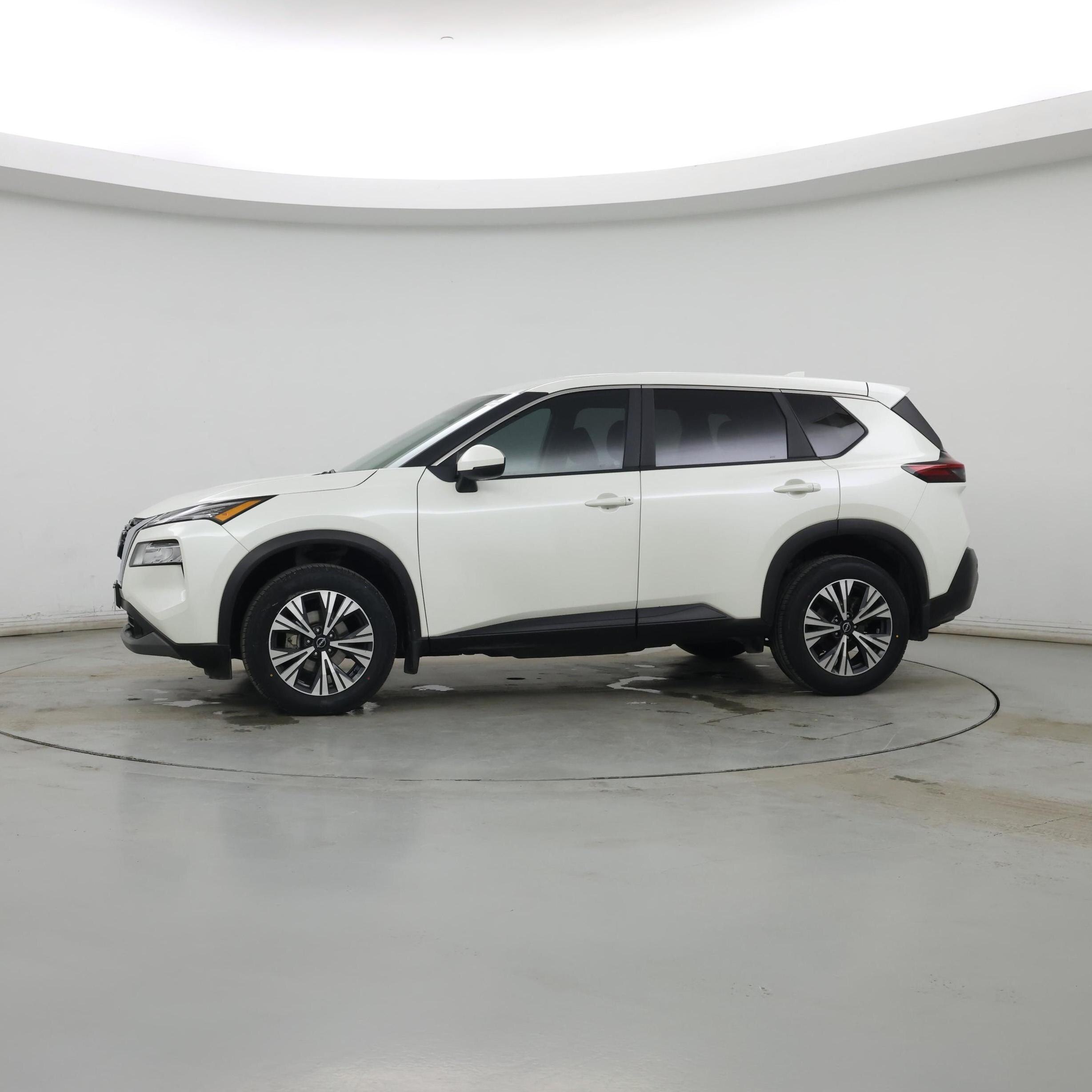 Thumbnail: 2023 Nissan Rogue - 3