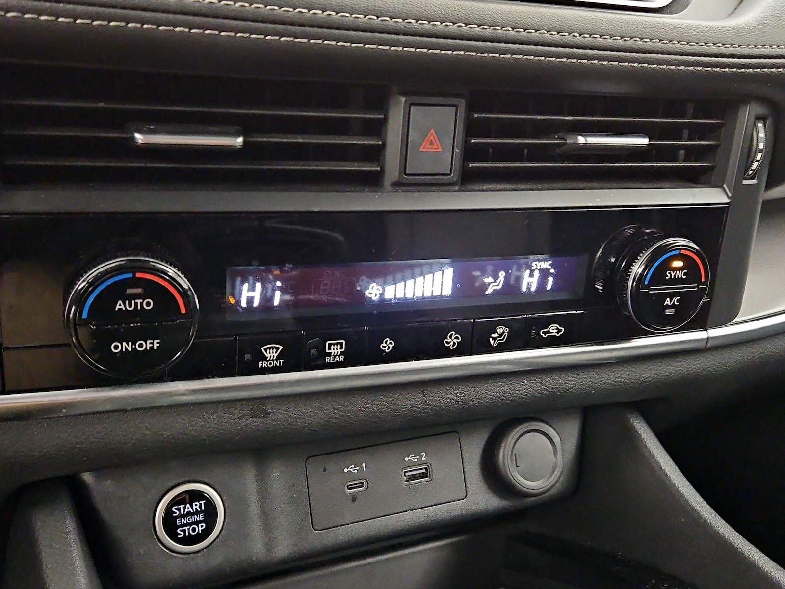 2023 Nissan Rogue SV - Photo 17