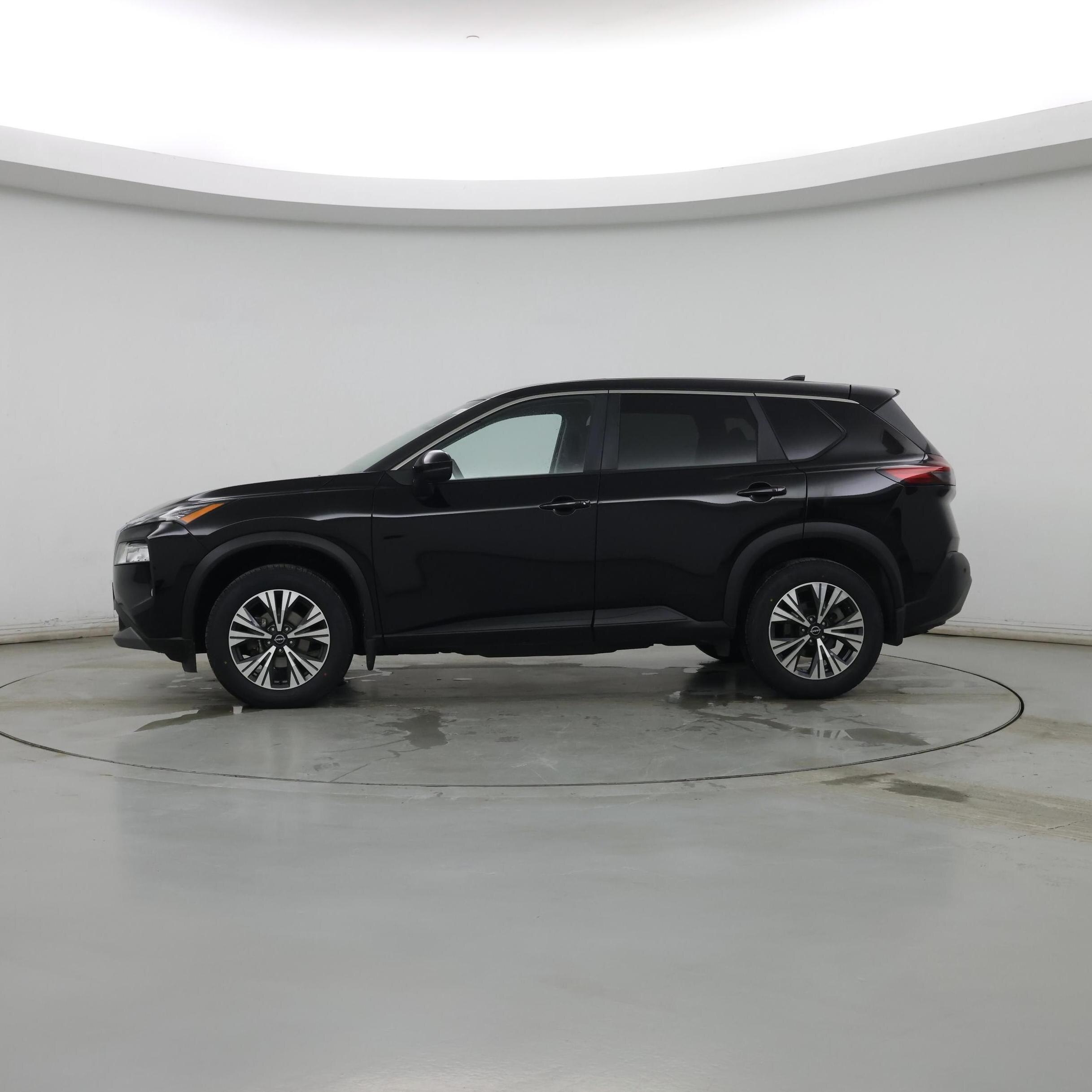 Thumbnail: 2023 Nissan Rogue - 3