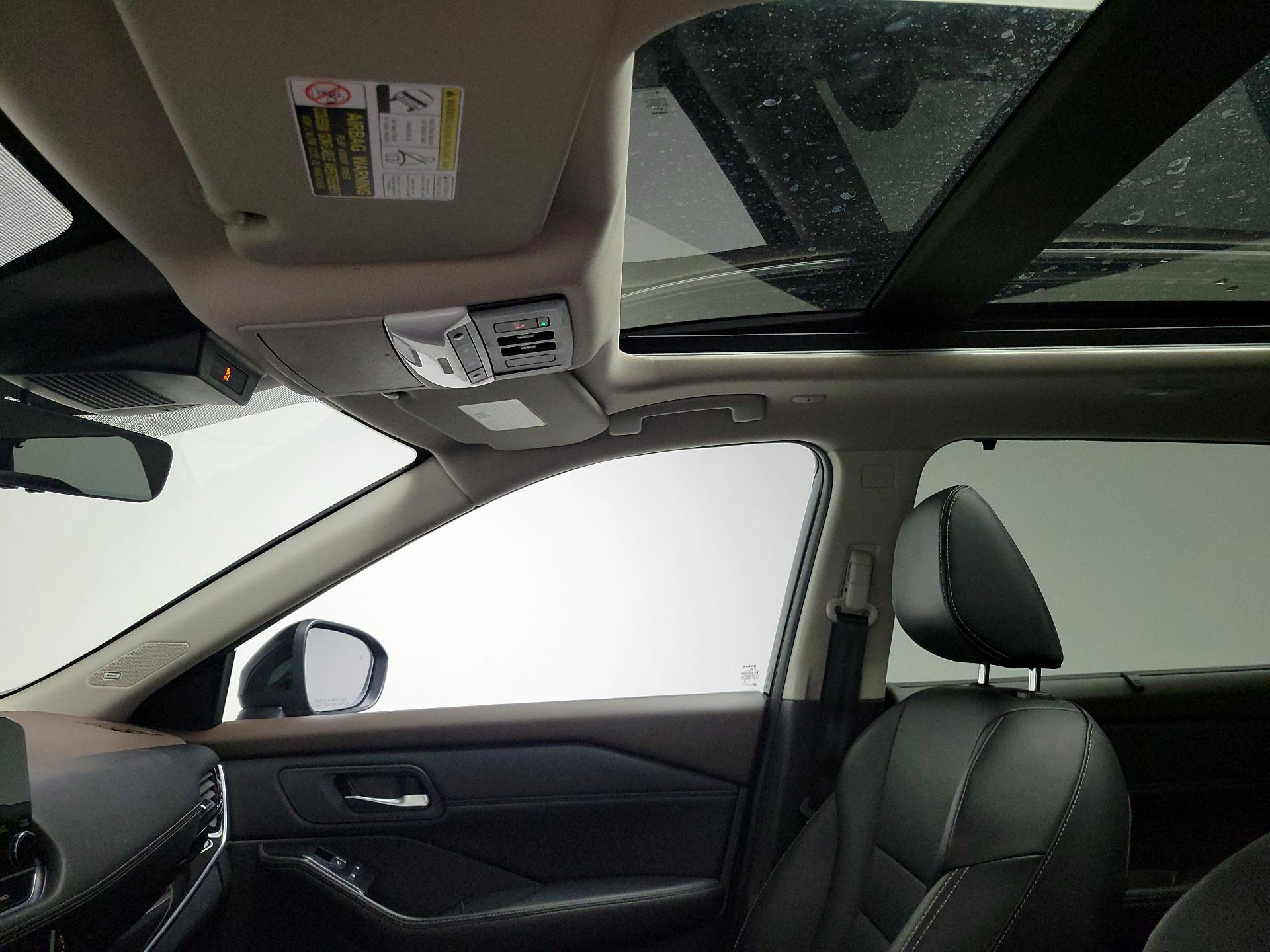 Thumbnail: 2023 Nissan Rogue - 20