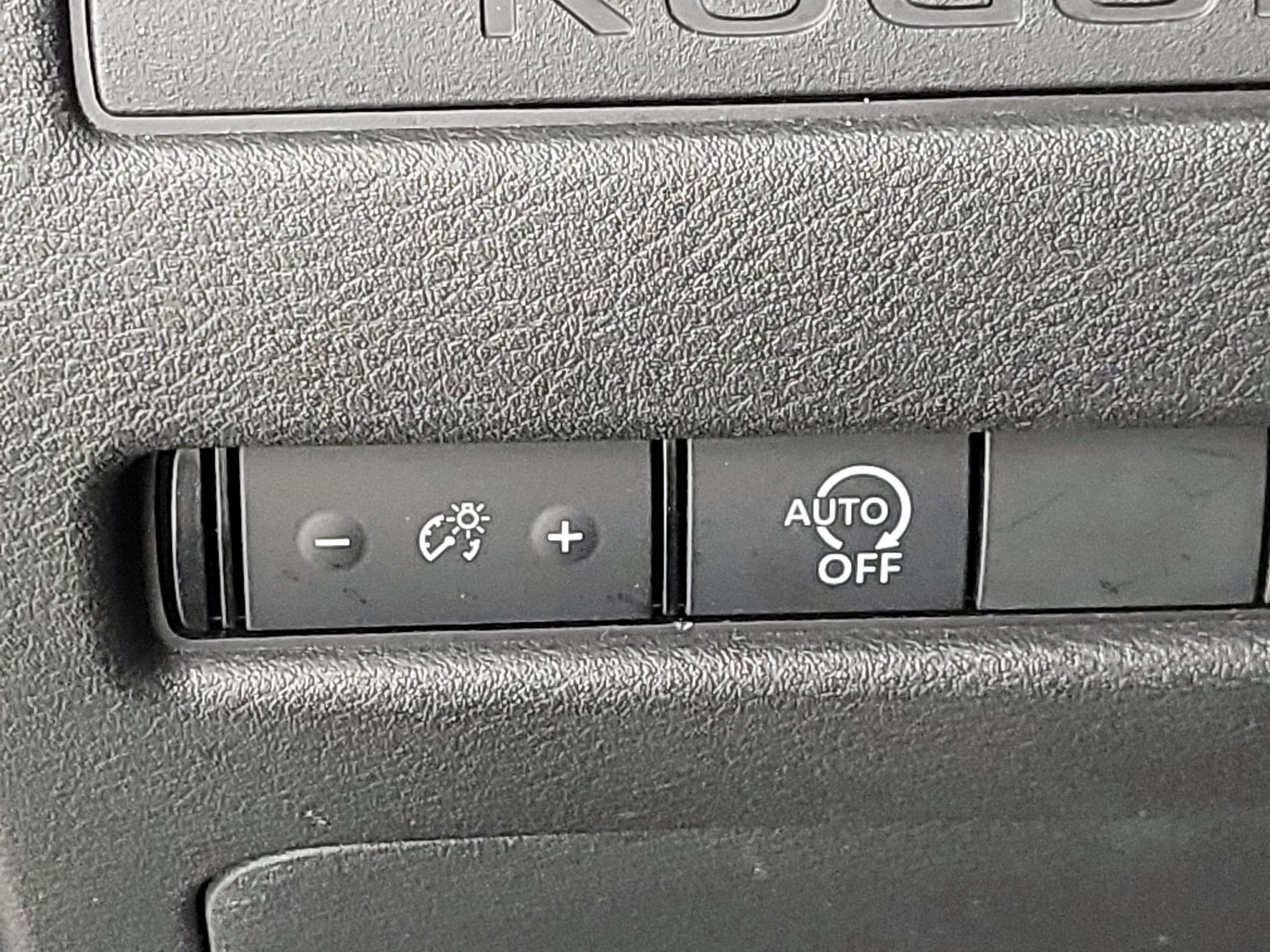 Thumbnail: 2023 Nissan Rogue - 13