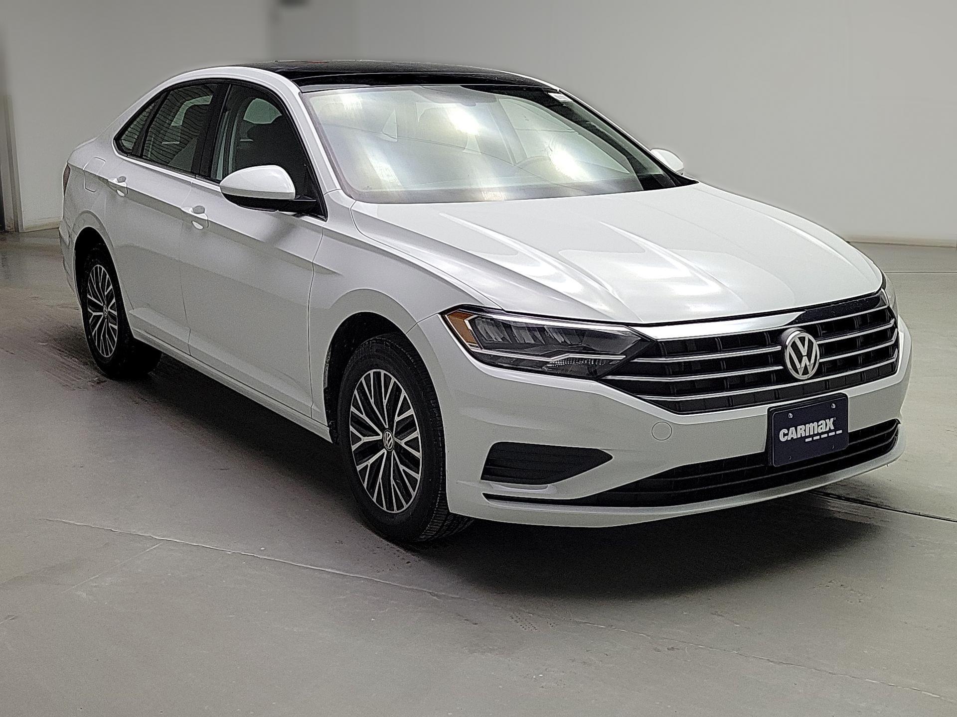 Thumbnail: 2021 Volkswagen Jetta - 1