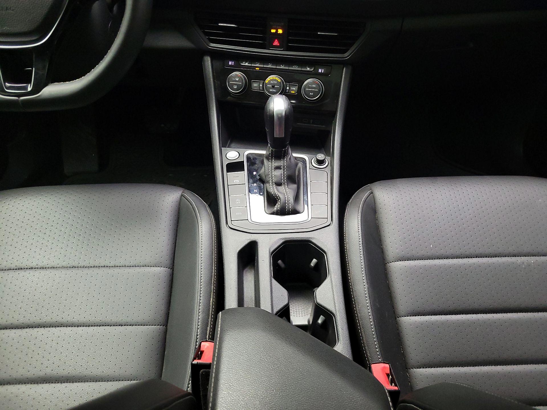 Thumbnail: 2021 Volkswagen Jetta - 15