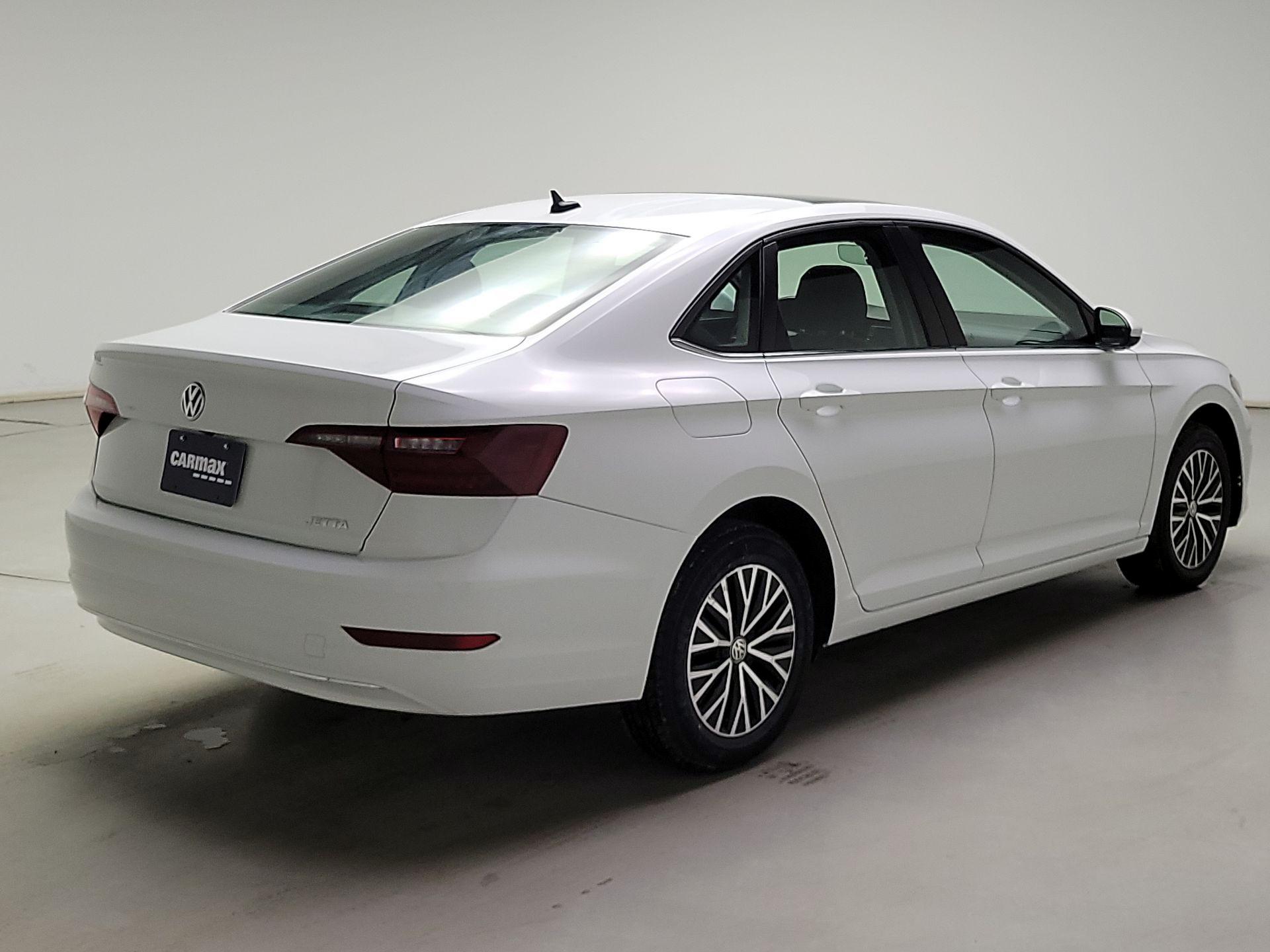 Thumbnail: 2021 Volkswagen Jetta - 5