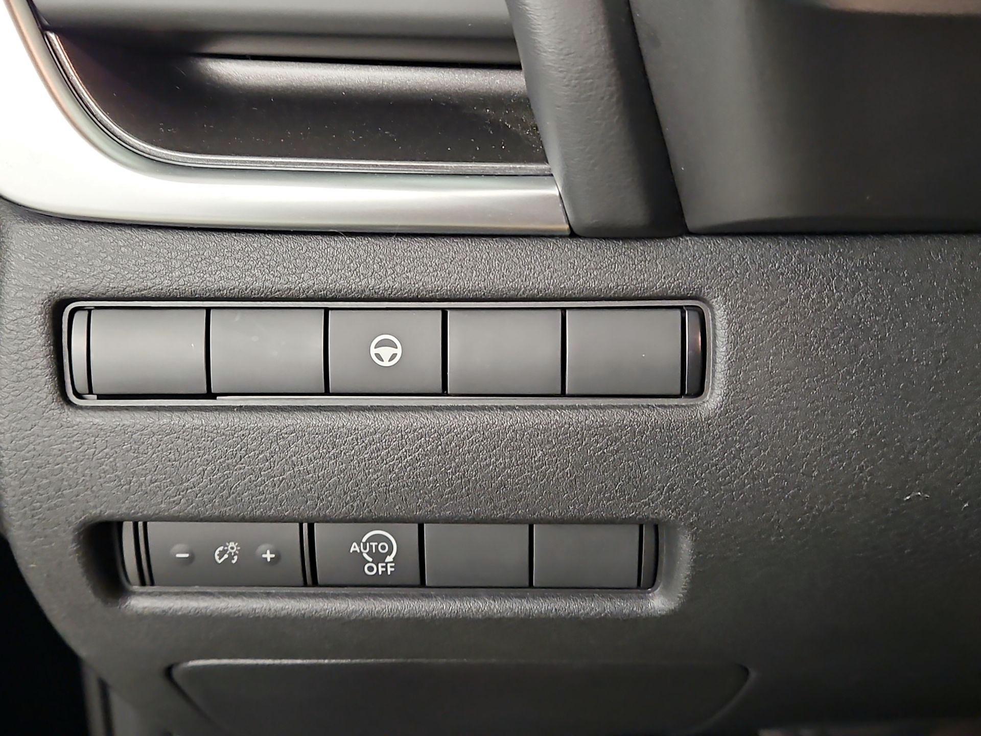 Thumbnail: 2023 Nissan Rogue - 13