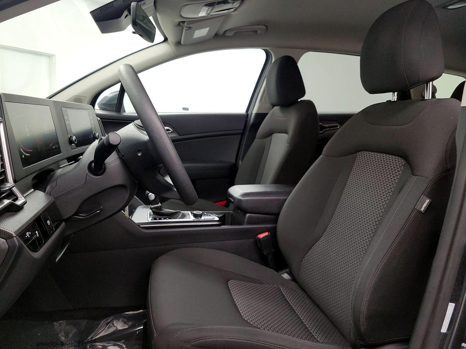 Thumbnail: 2024 Kia Sportage - 11