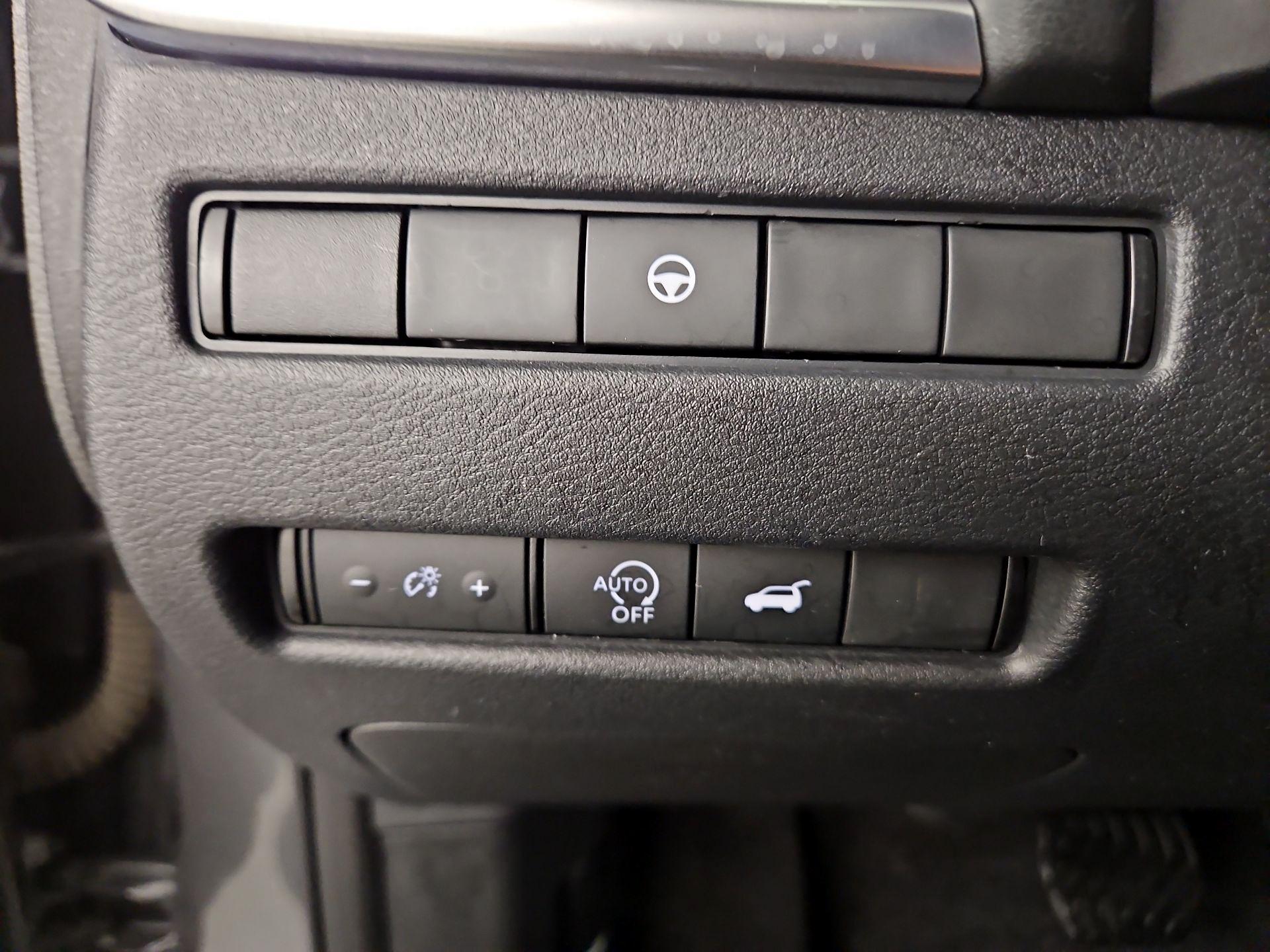 Thumbnail: 2023 Nissan Rogue - 13