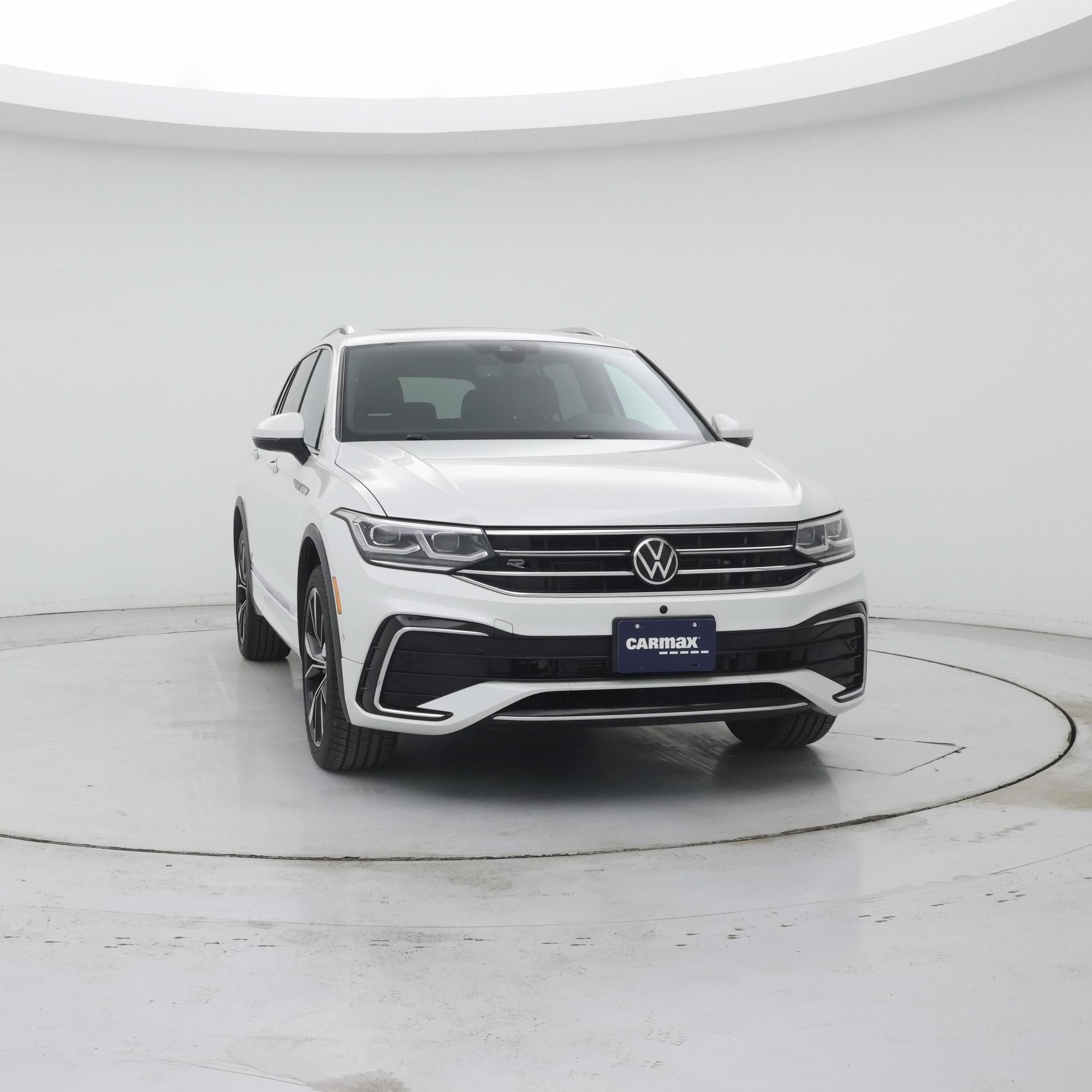 Thumbnail: 2022 Volkswagen Tiguan - 5