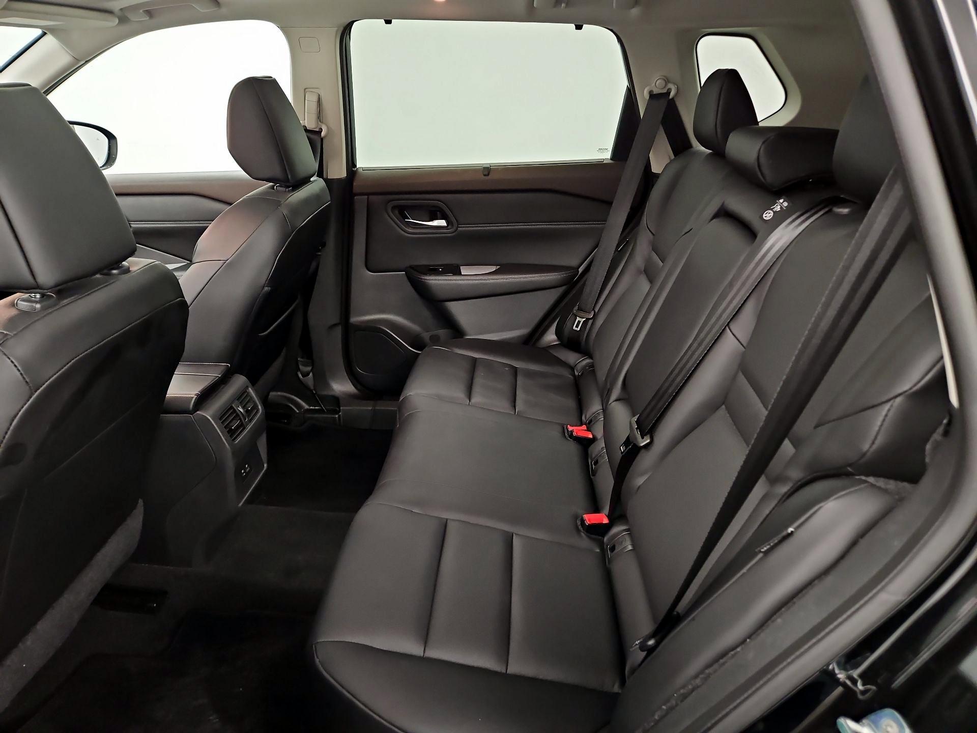 Thumbnail: 2023 Nissan Rogue - 20