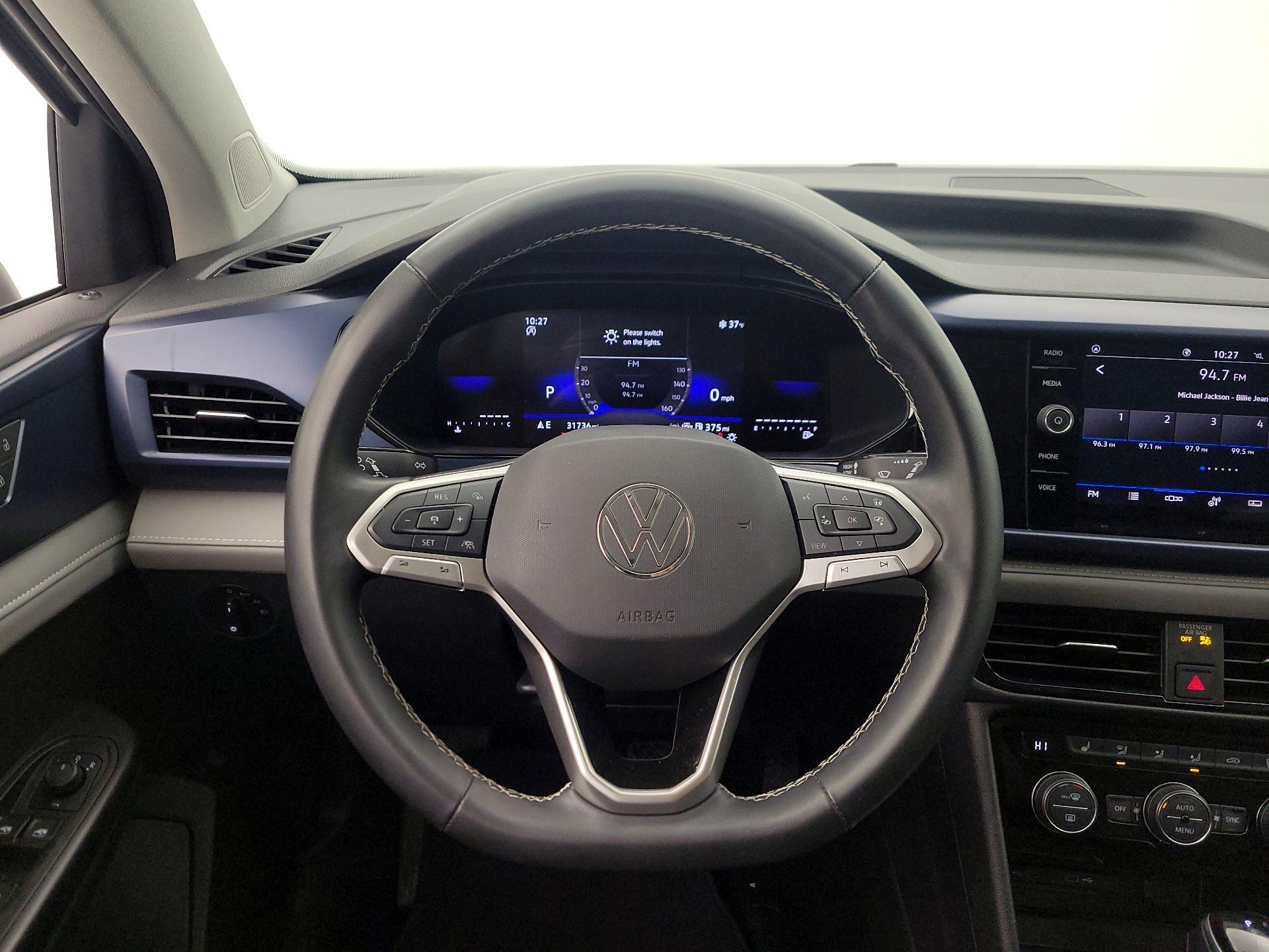 Thumbnail: 2024 Volkswagen Taos - 10