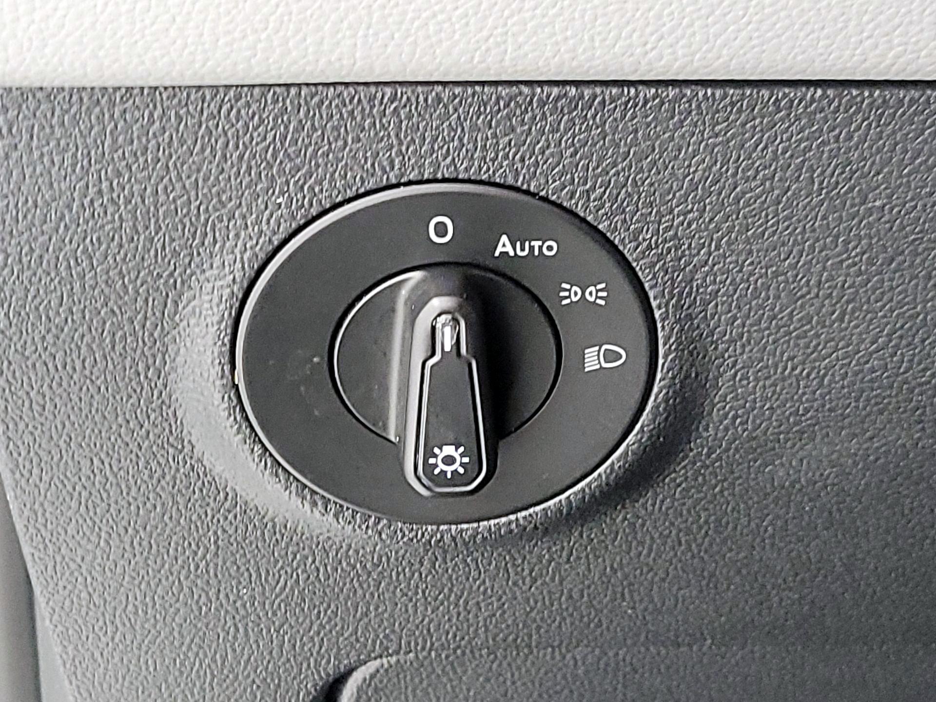 Thumbnail: 2024 Volkswagen Taos - 13