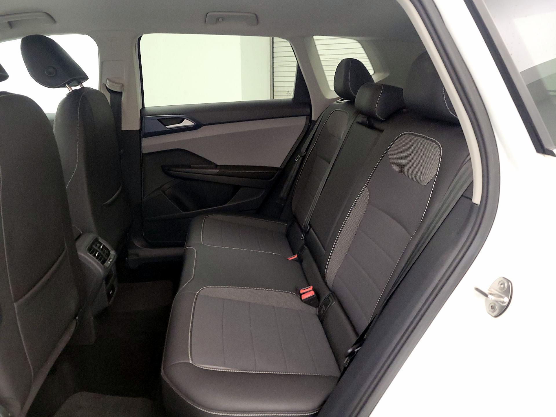 Thumbnail: 2024 Volkswagen Taos - 19