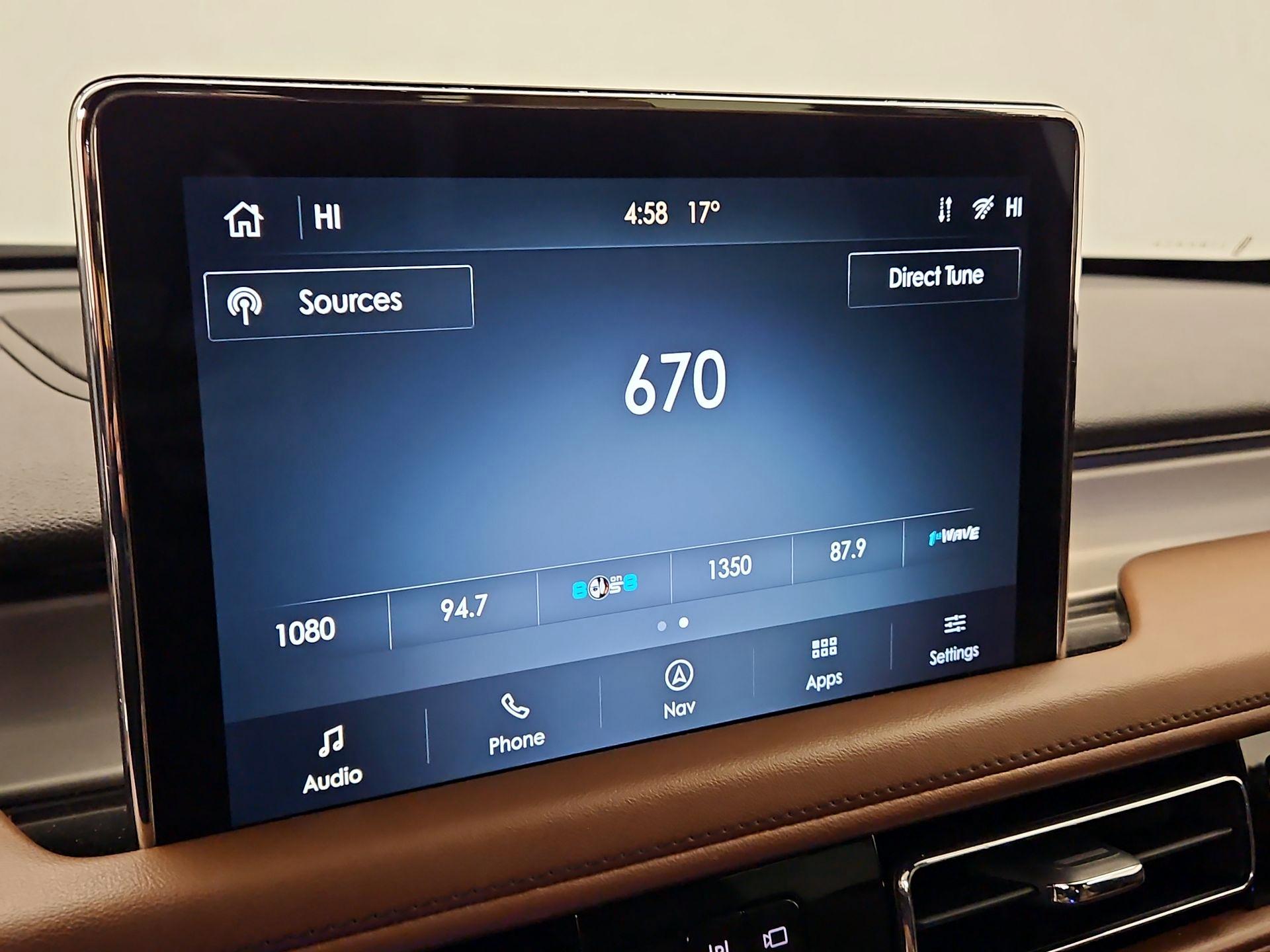 Thumbnail: 2023 Lincoln Aviator - 16