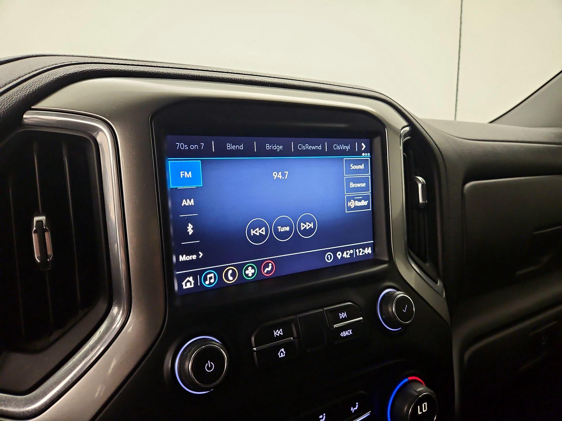 Thumbnail: 2020 Chevrolet Silverado 1500 - 15