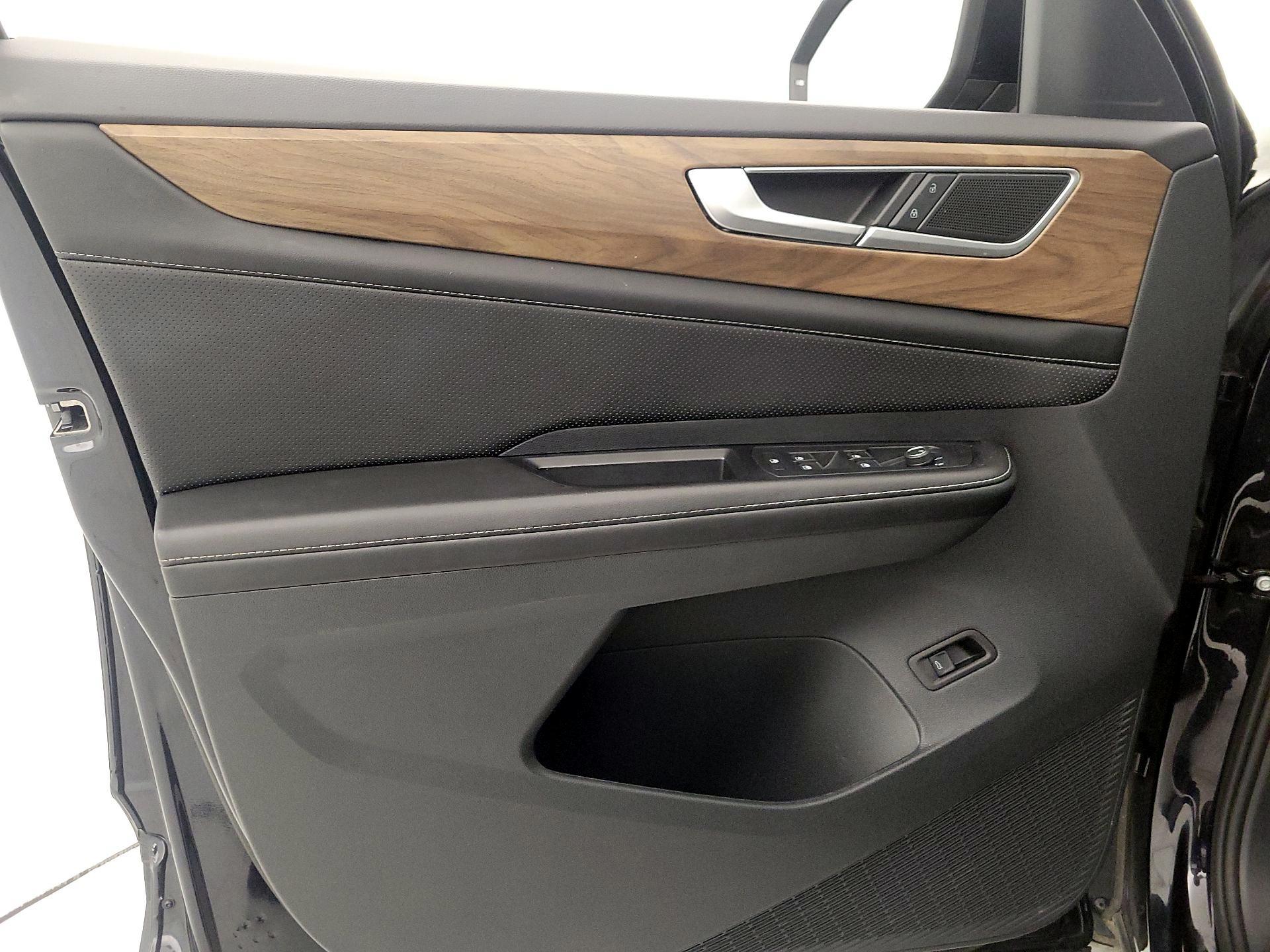 Thumbnail: 2024 Volkswagen Atlas - 12