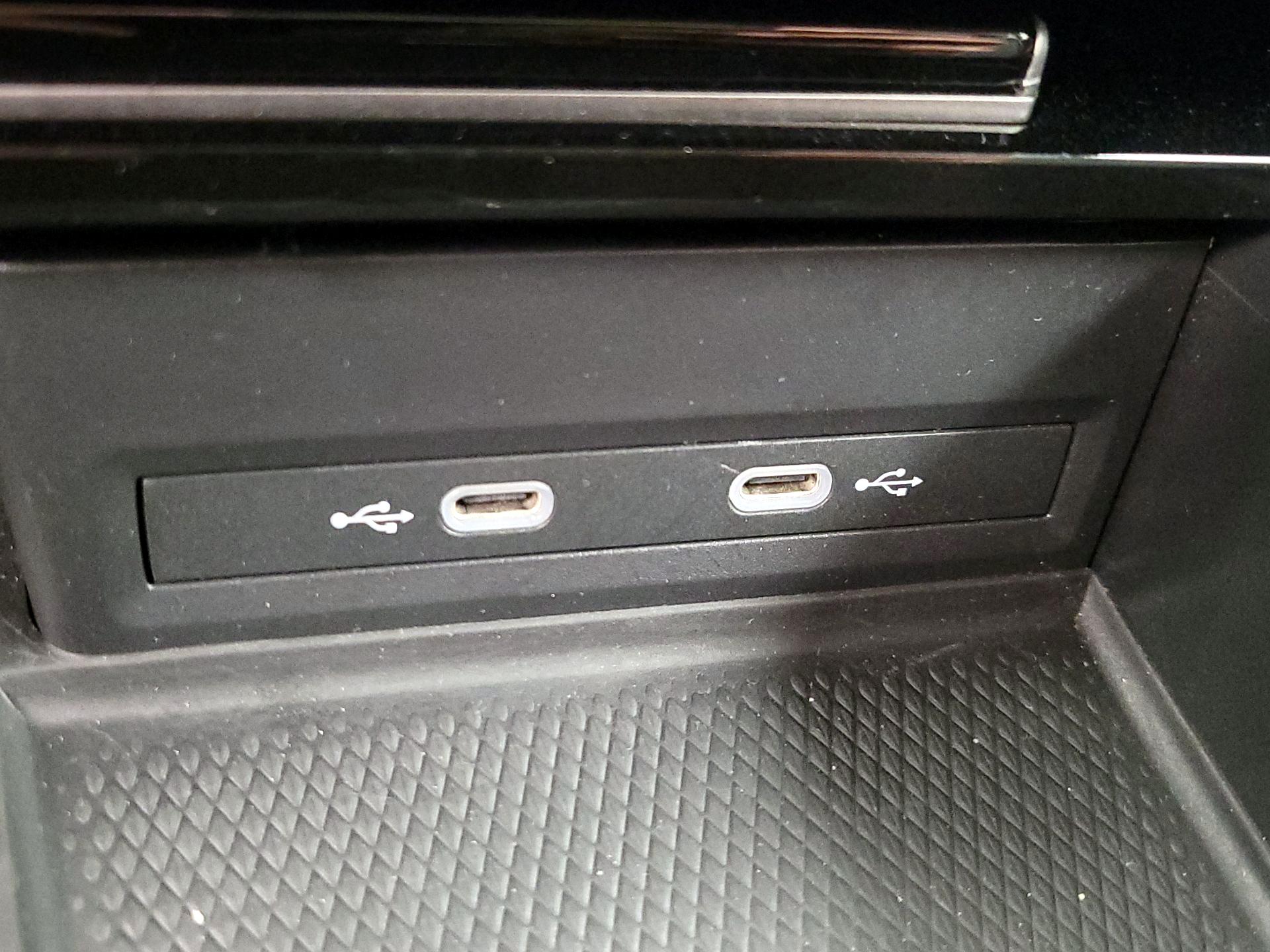 Thumbnail: 2024 Volkswagen Atlas - 18