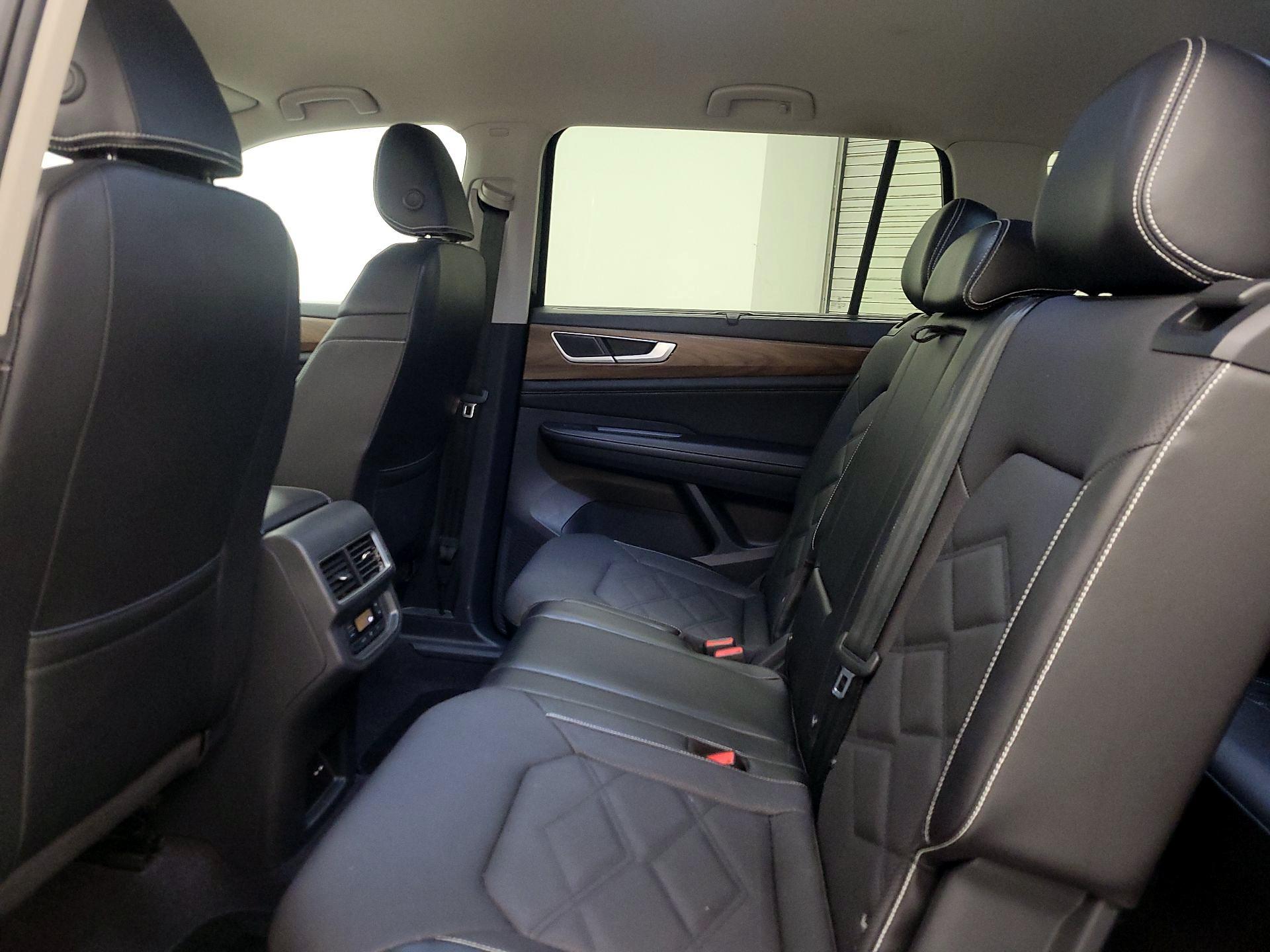 Thumbnail: 2024 Volkswagen Atlas - 19