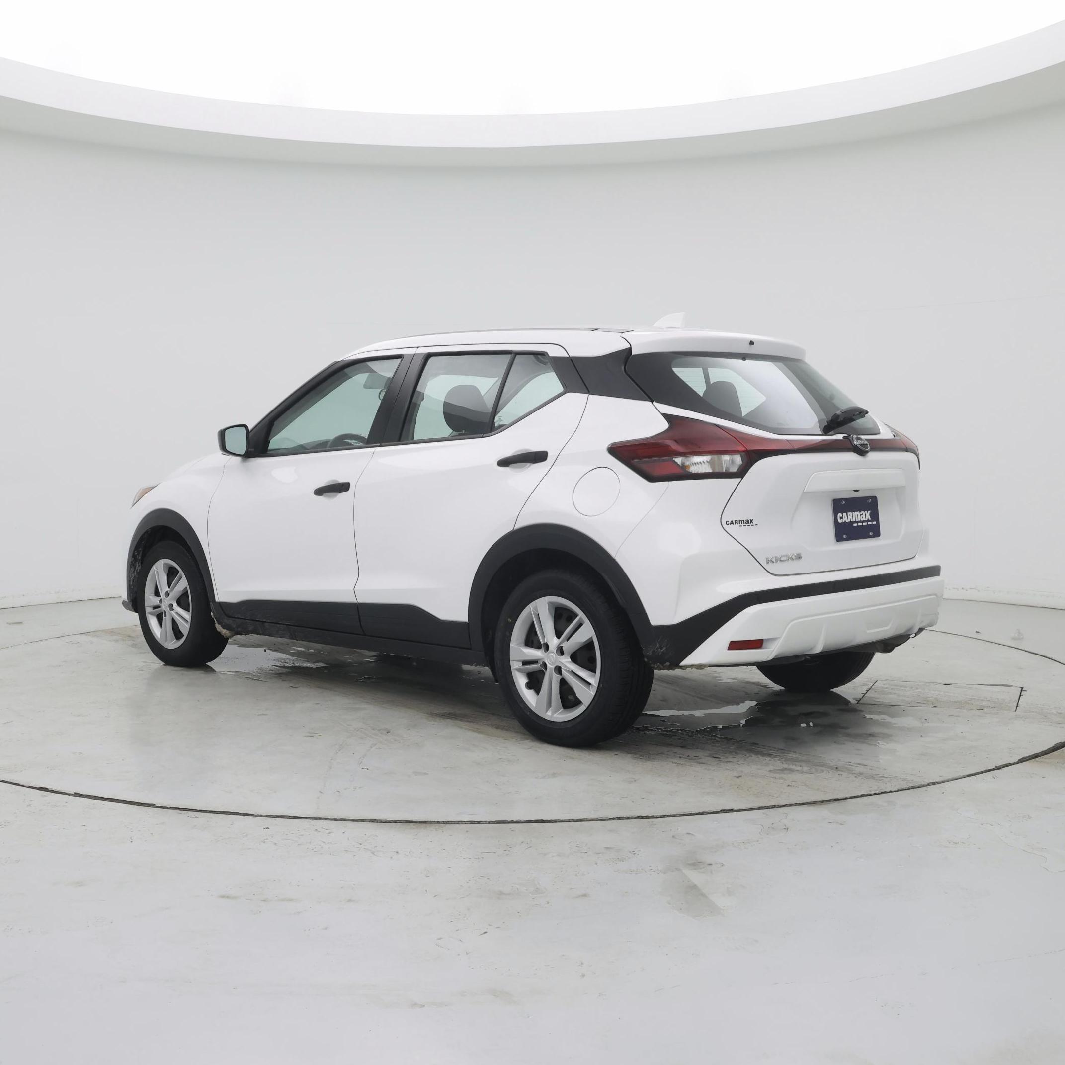 Thumbnail: 2022 Nissan Kicks - 2