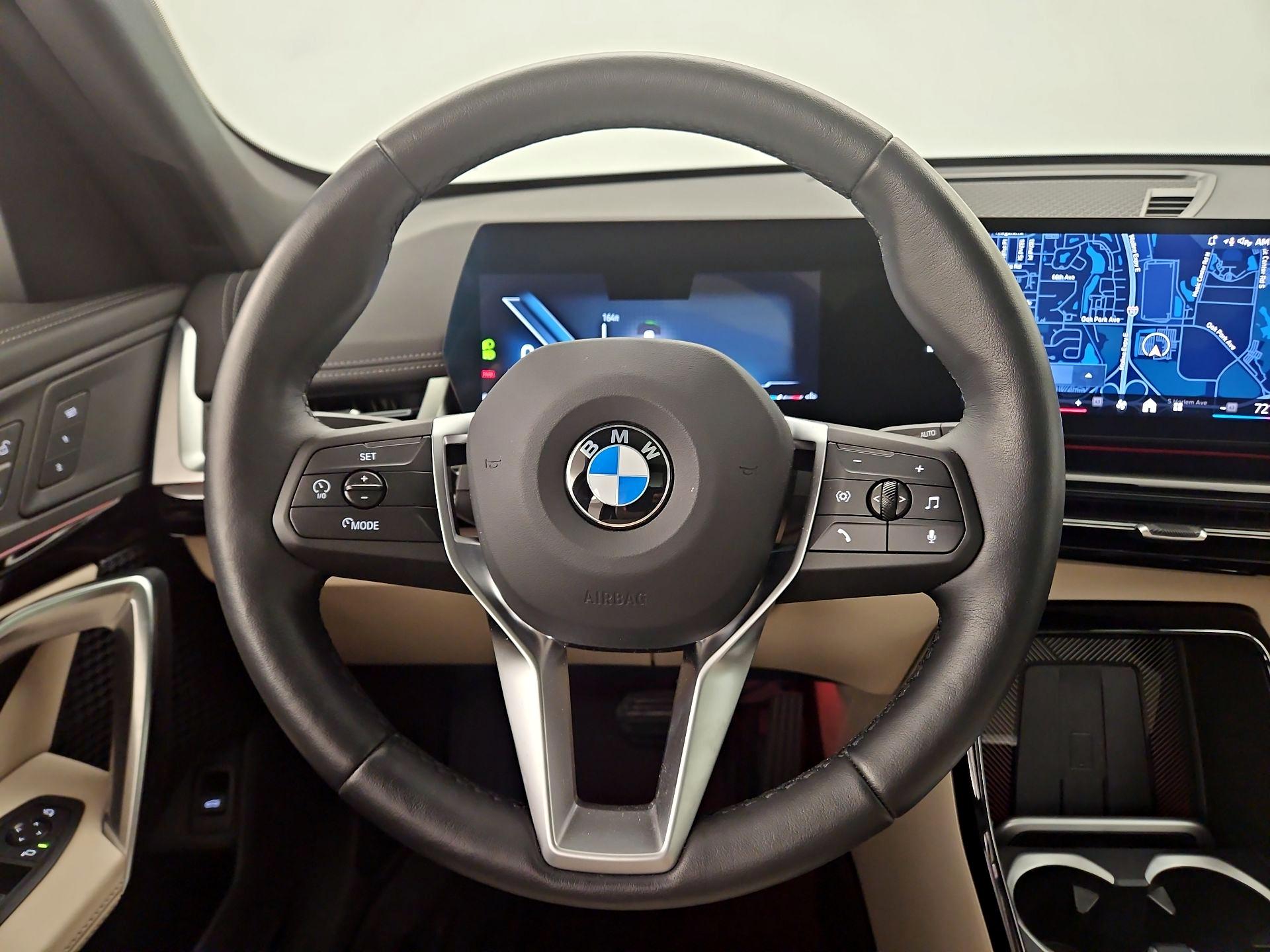 Thumbnail: 2025 BMW X1 - 10